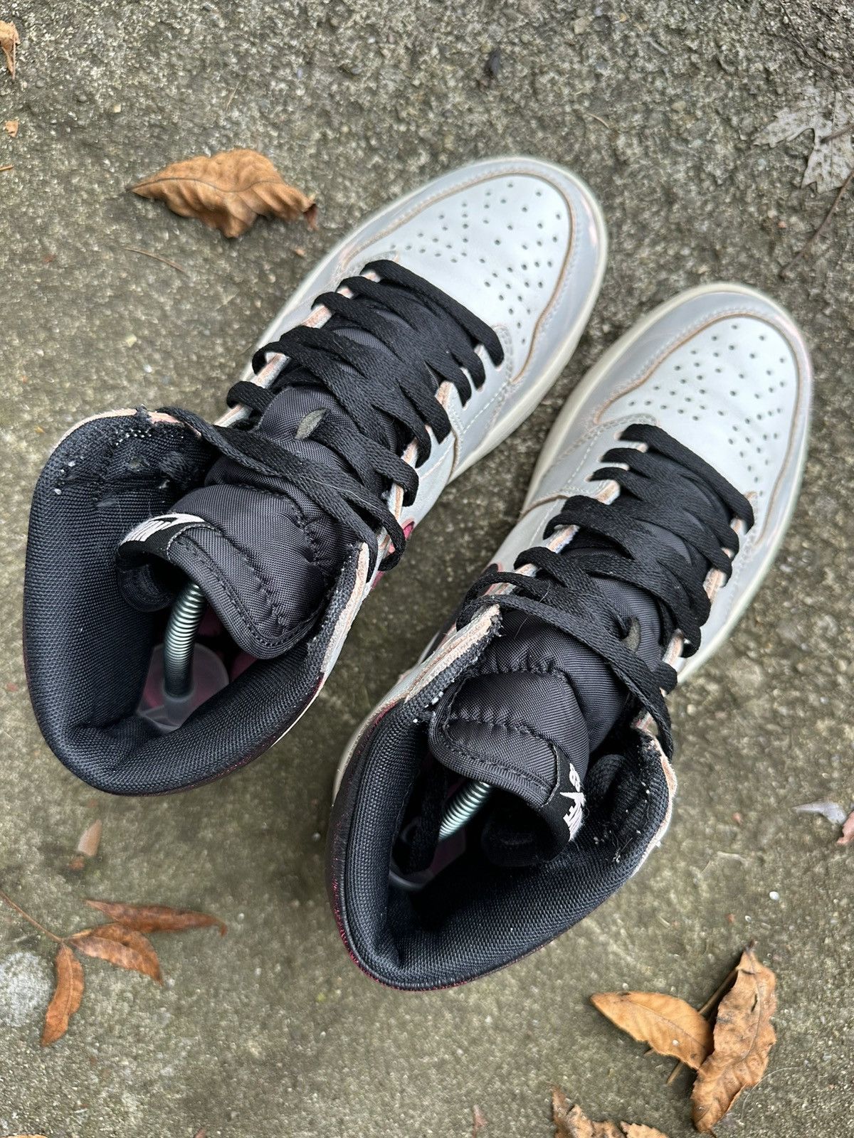 Jordan Brand × Nike Air Jordan 1 Retro High OG Defiant SB NYC to Paris size 8.5 Size US 8.5 / EU 41-42 - 3 Thumbnail