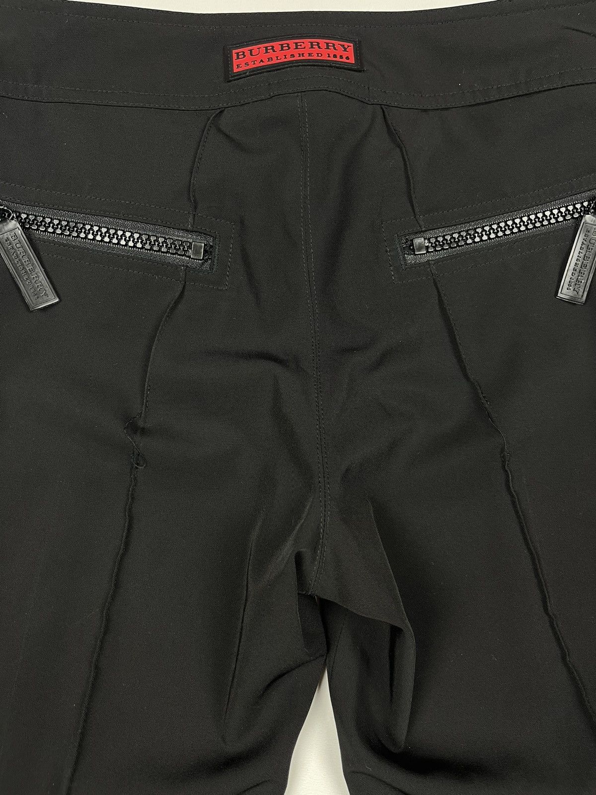 Burberry Burberry Established 1856 Red Tab Nylon Black Pants Size US2 Size 26" / US 2 / IT 38 - 10 Thumbnail