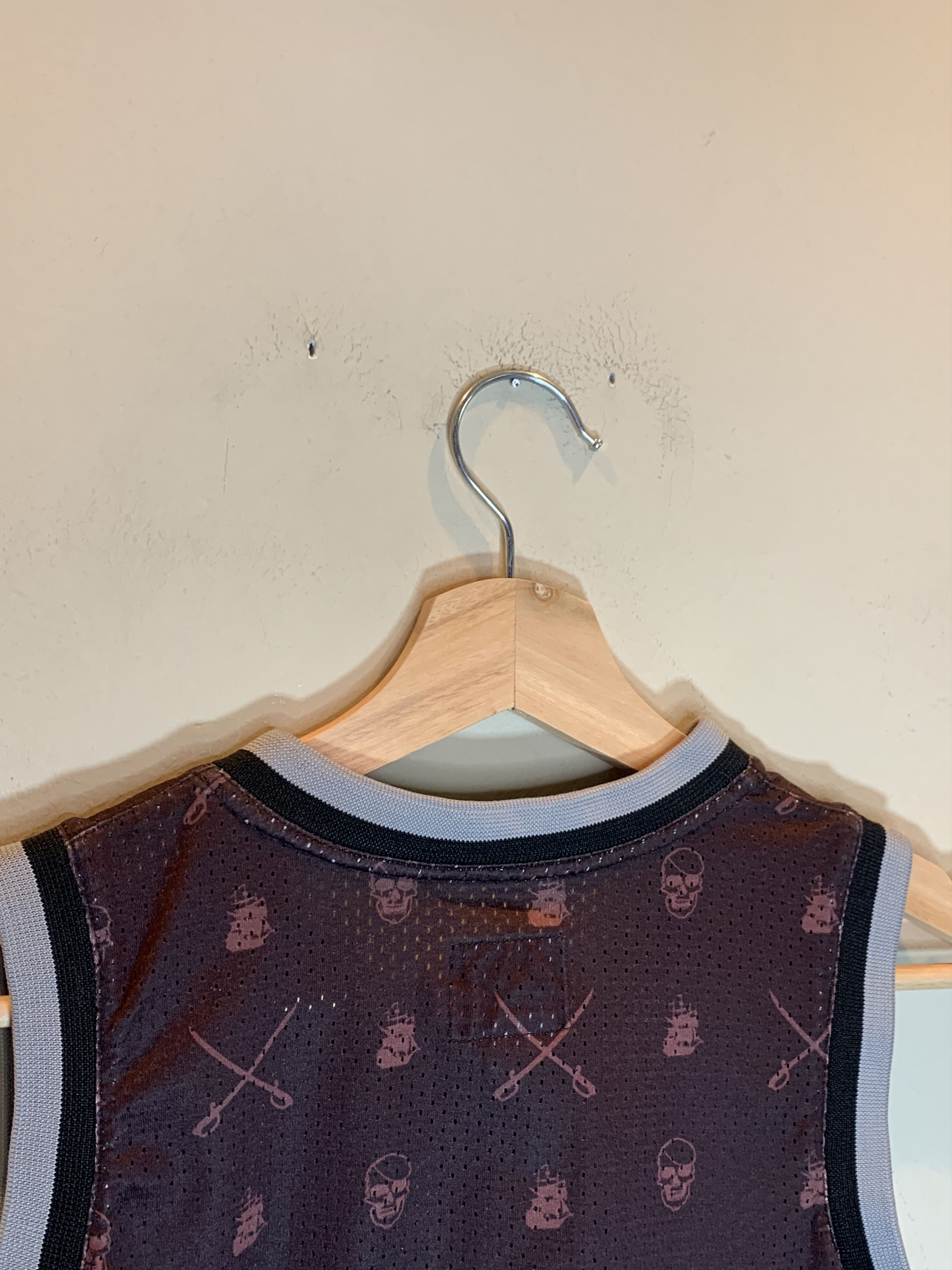O'Neill *RARE* Vintage O’Neill Skull Swords Jersey Y2K 2000’s - S Size US S / EU 44-46 / 1 - 5 Thumbnail