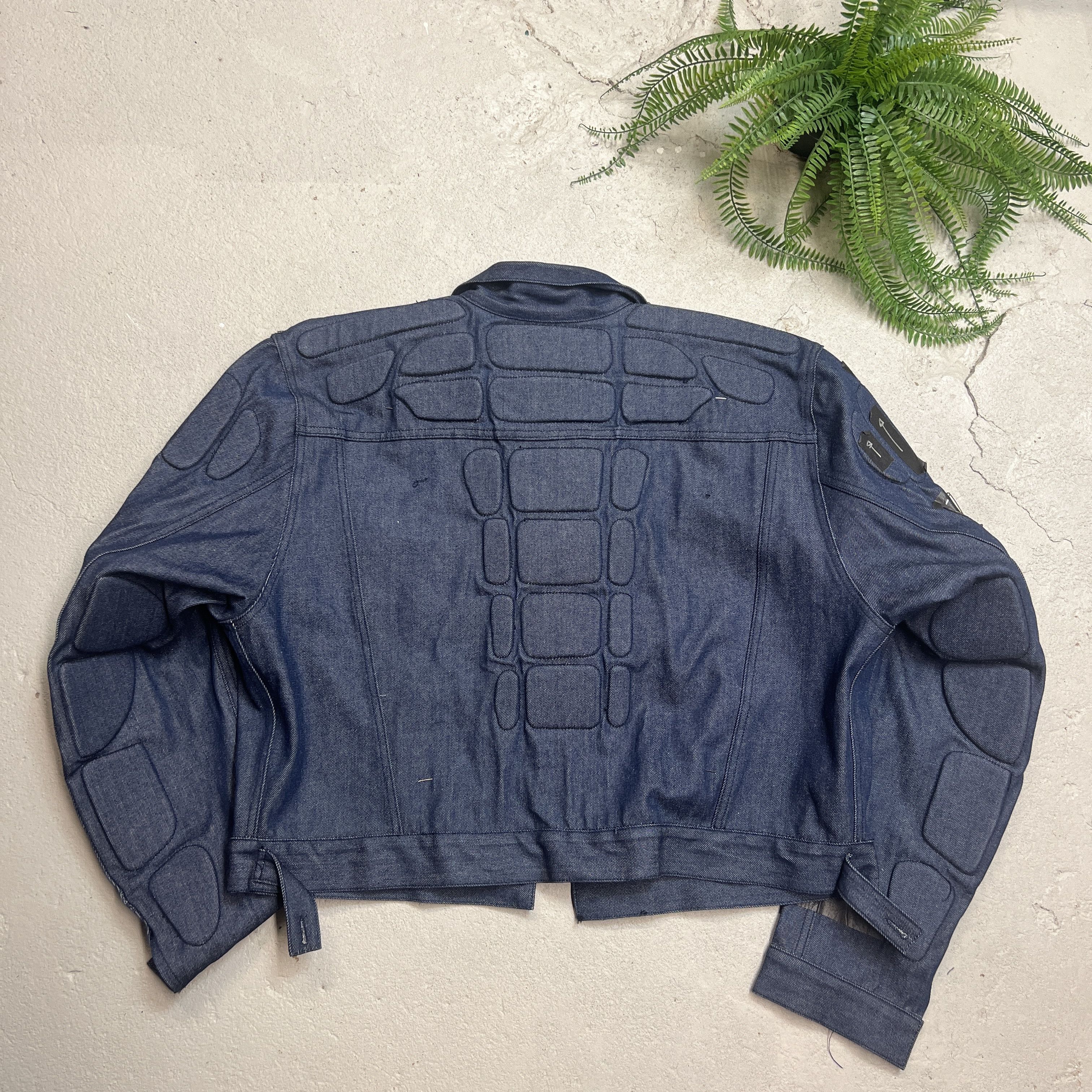 Gap × Kanye West × Yeezy Yeezy Gap Kanye West Raw Denim Jacket Pattern Sample 1 of 1 Size US L / EU 52-54 / 3 - 2 Thumbnail