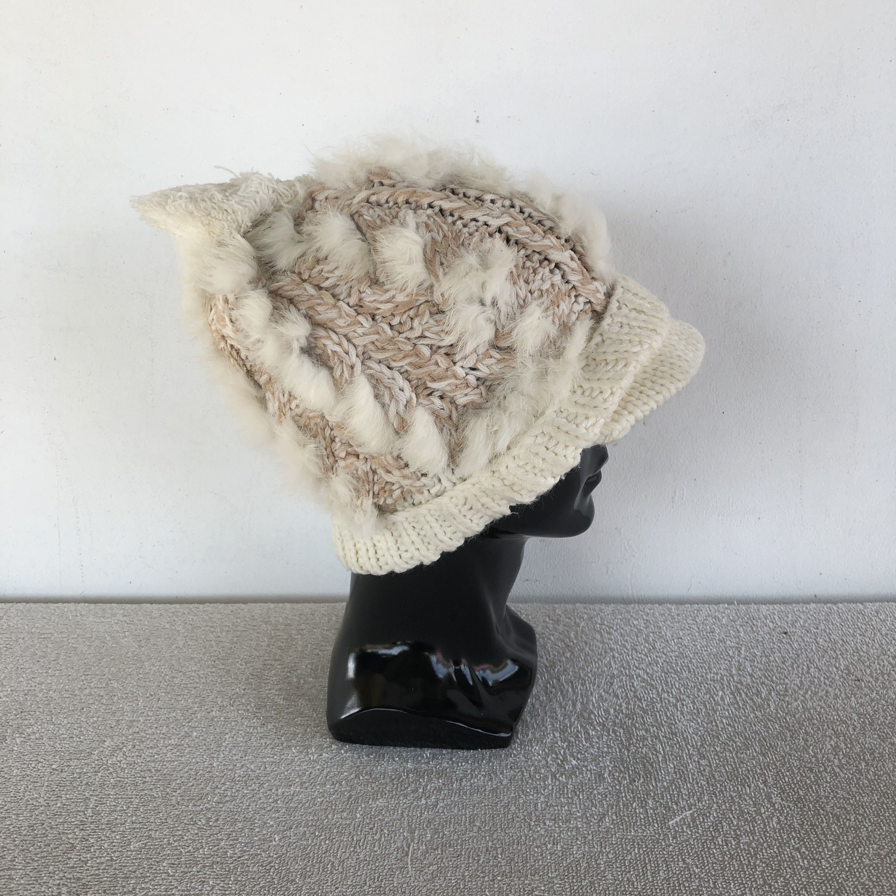 Japanese Brand Vintage 90s Marylia Cable Knit Beanie Mink Fur Snow Caps Hat Size ONE SIZE - 3 Thumbnail