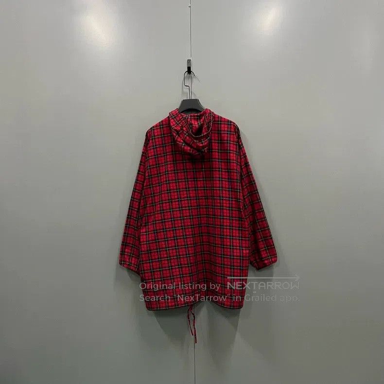 Balenciaga Balenciaga size 37 Black and Red Plaid Hooded Zip Jacket Size US M / EU 48-50 / 2 - 2 Thumbnail