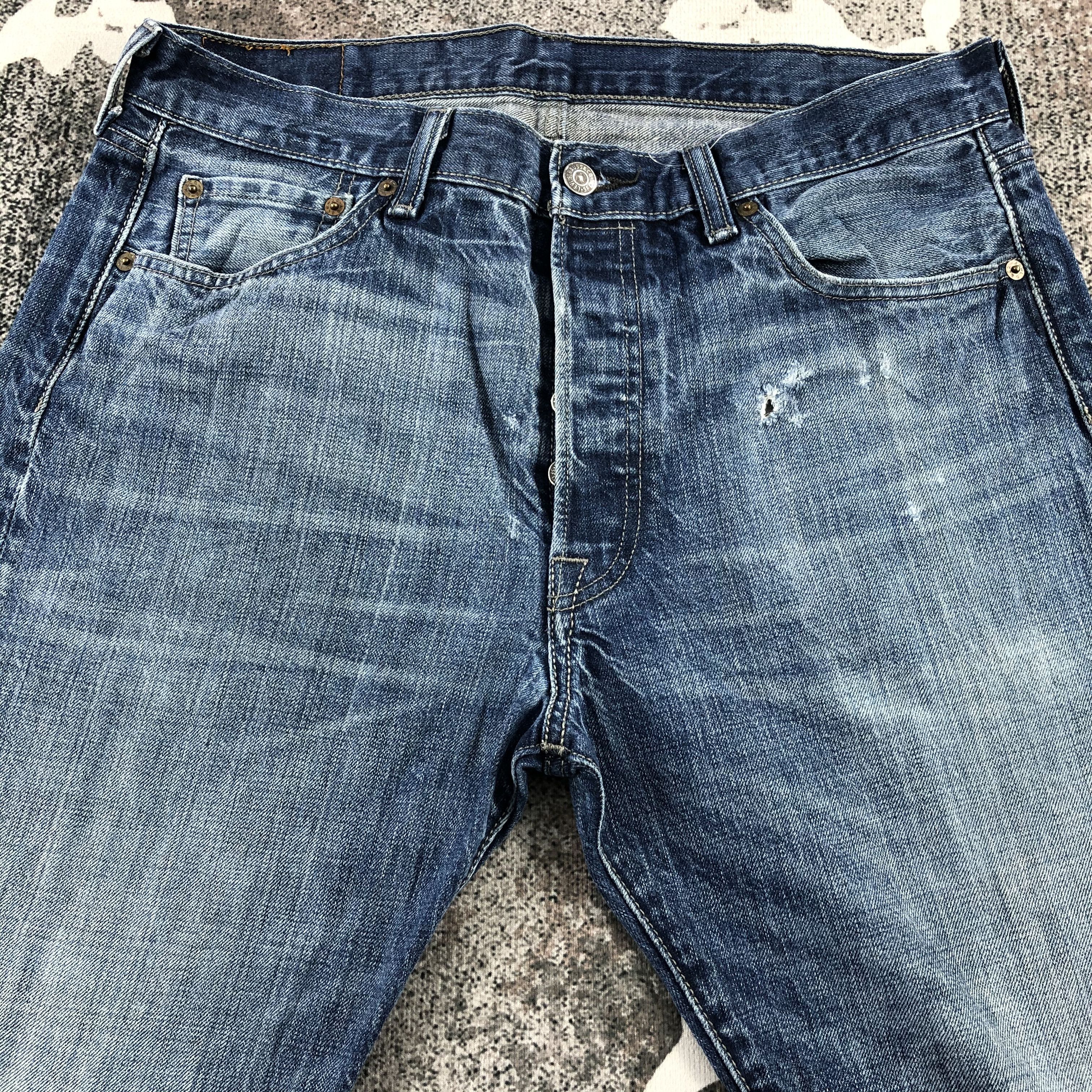 Levi's Vintage 501 Jeans Blue Wash Denim KJ941 Size US 34 / EU 50 - 8 Thumbnail