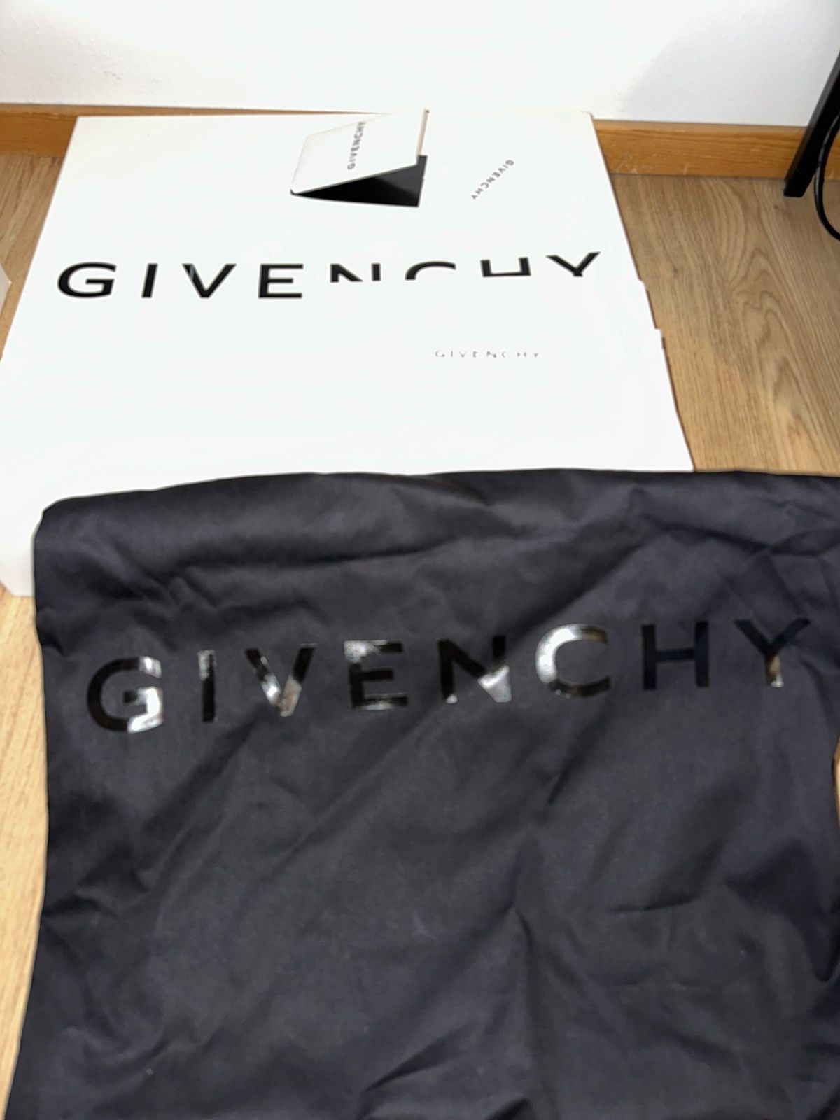 Givenchy Givenchy Monumental Mallow Size US 9 / EU 42 - 12 Thumbnail