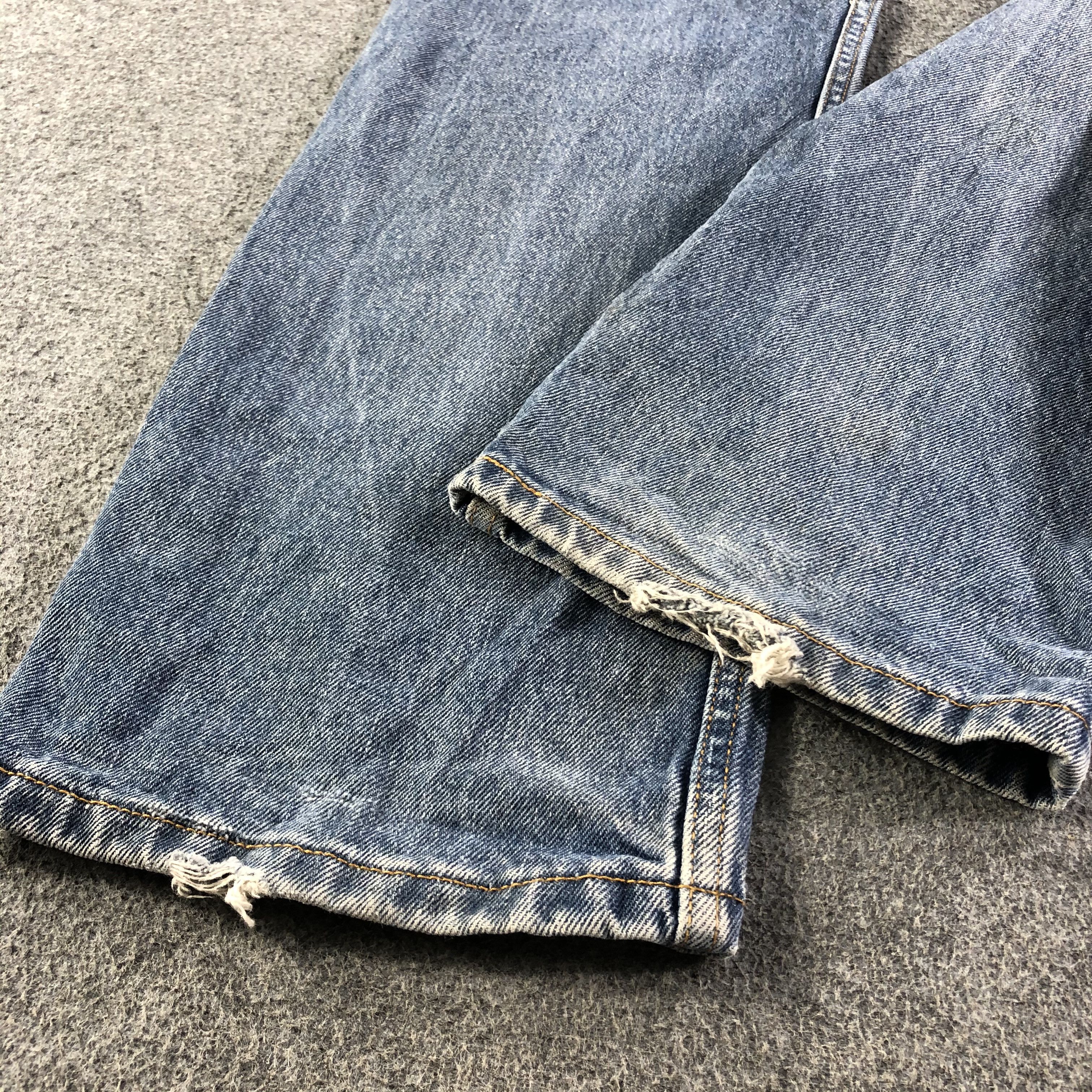 Levi's Vintage Blue Wash Levis 505 Jeans-J3360 Size US 31 - 6 Thumbnail
