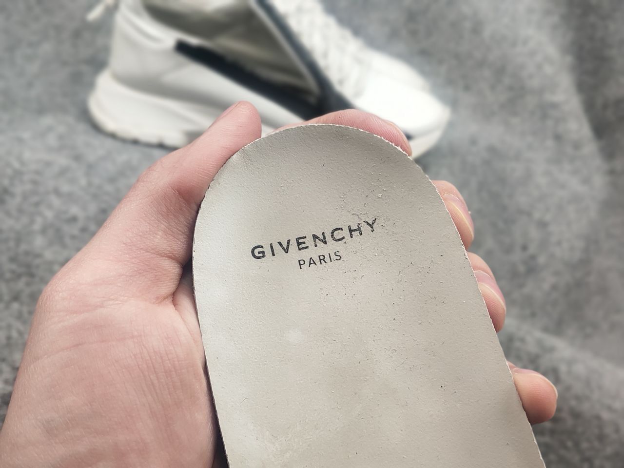 Givenchy Givenchy spectre runner sneakers leather Logo Zip Shoes Size US 8.5 / IT 38.5 - 21 Thumbnail