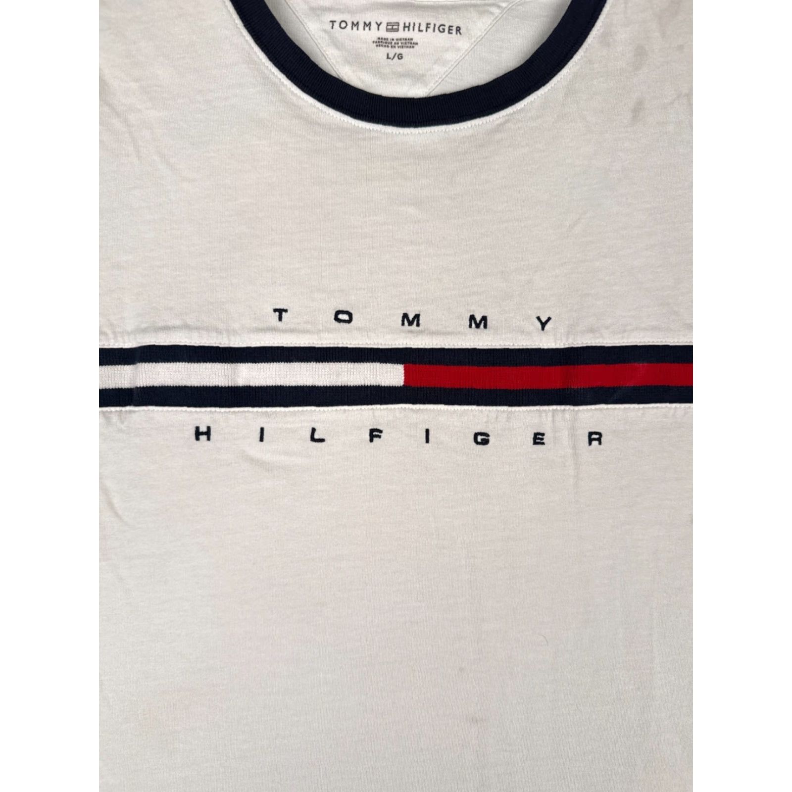 Tommy Hilfiger VINTAGE Tommy Hilfiger Shirt Adult Large White Crew Neck Short Sleeve 100% Cotton READ Size US L / EU 52-54 / 3 - 6 Thumbnail