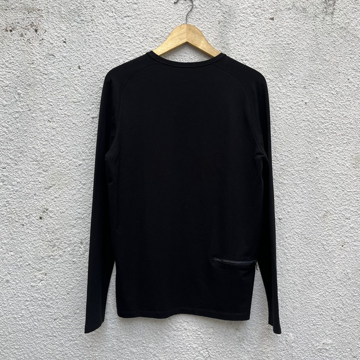 Prada Prada Sport Linea Rossa Back Pocket Long Sleeve Size US L / EU 52-54 / 3 - 2 Thumbnail