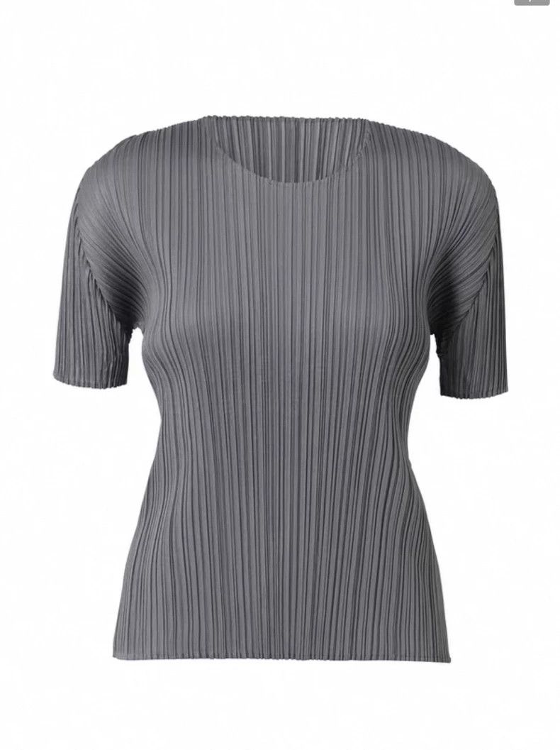 Issey Miyake Issey Miyake size:3 Grey pleated top with short sleeves Size XS / US 0-2 / IT 36-38 - 1 Thumbnail