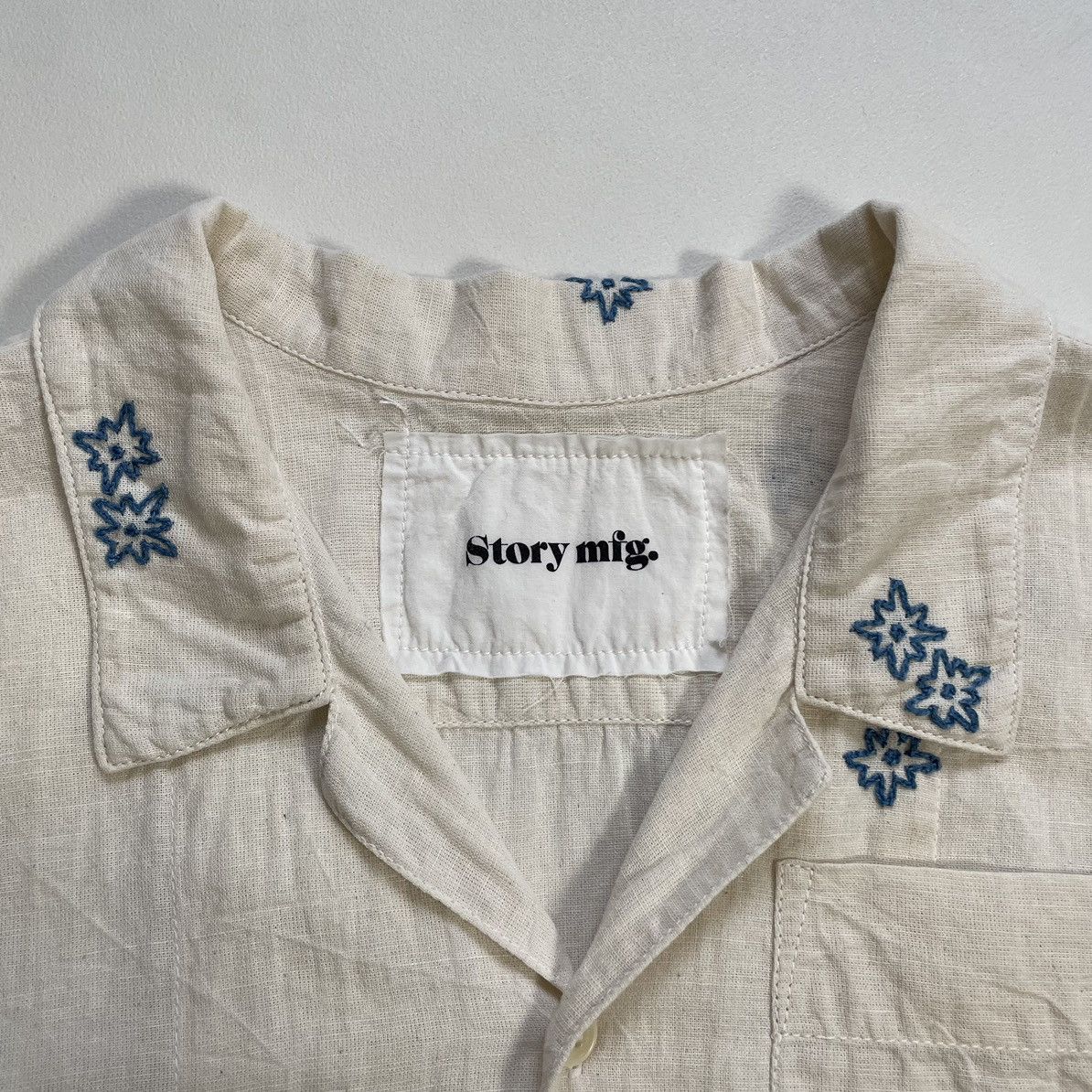 Story Mfg. ‘Greetings’ Embroidered Boxy Shirt Size US M / EU 48-50 / 2 - 3 Thumbnail