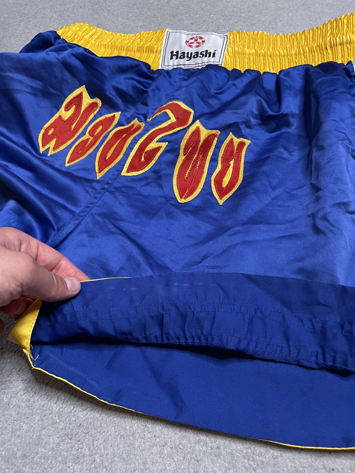 Vintage Vintage Blue Yellow Shorts Pants Sport Print Swag Affiction Size US 34 / EU 50 - 9 Thumbnail