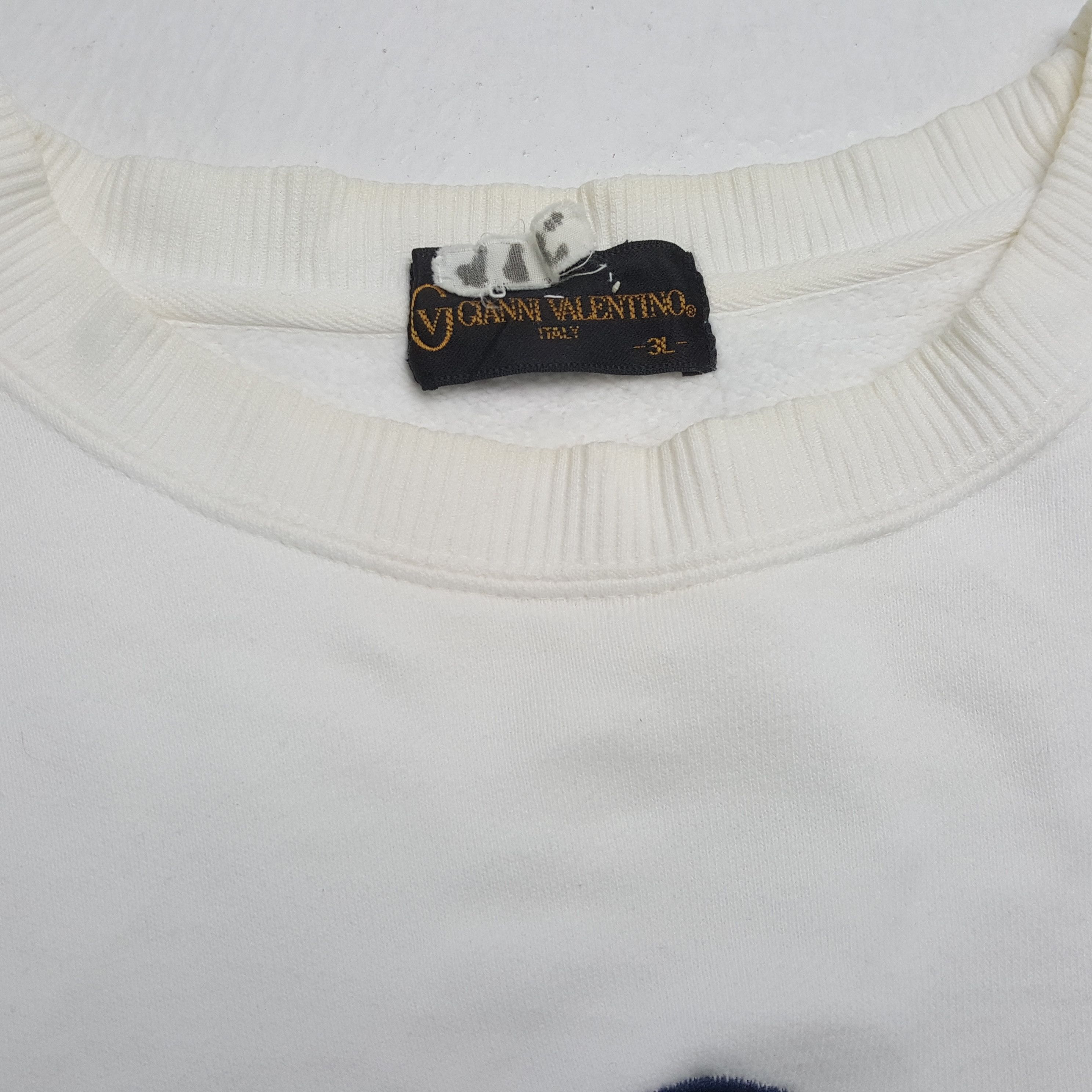 Gianni Valentino × Valentino × Vintage Vintage GIAANI VALENTINO Italian Brand Embroidery Sweatshirt Size US XXL / EU 58 / 5 - 9 Thumbnail