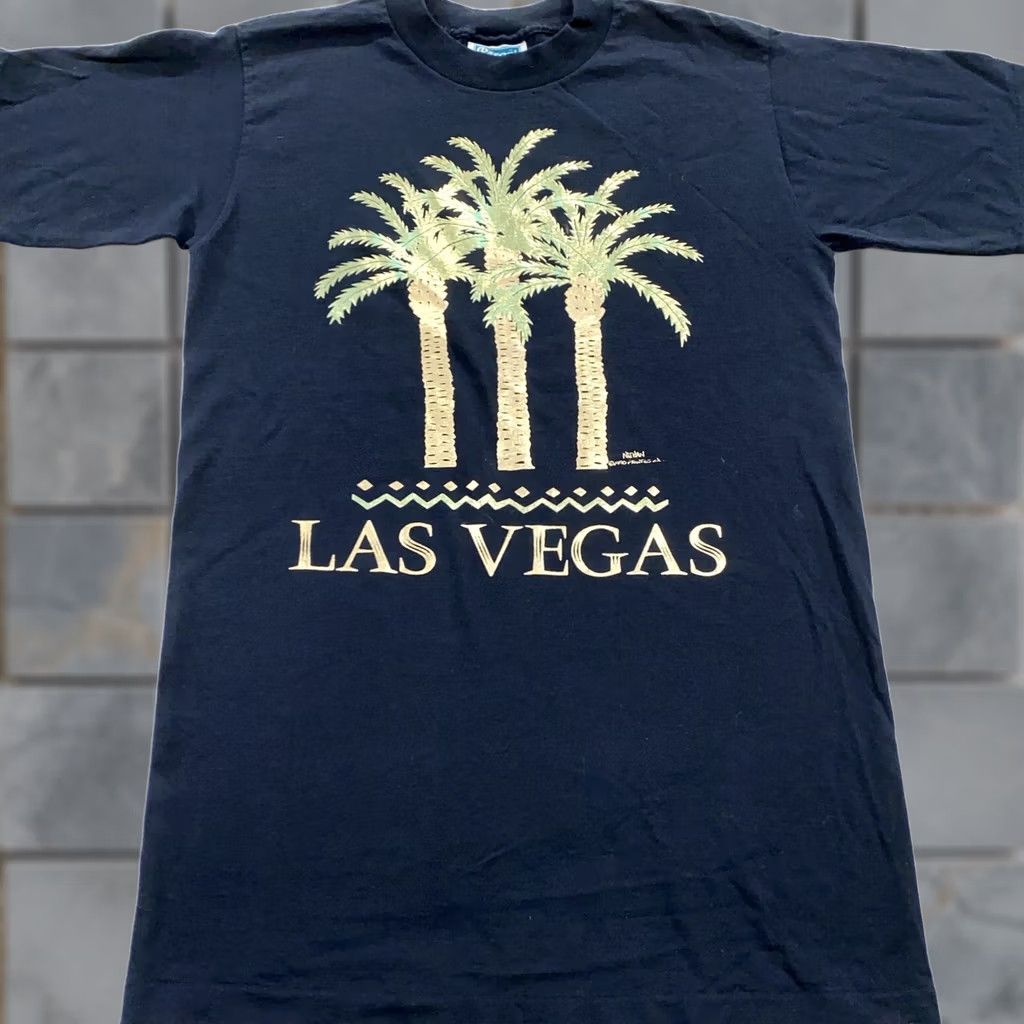Vintage VINTAGE Las Vegas Palm Tree T-Shirt SMALL Mens Black 90s 80s Surf Beach Vacation Shirt Size US S / EU 44-46 / 1 - 1 Thumbnail