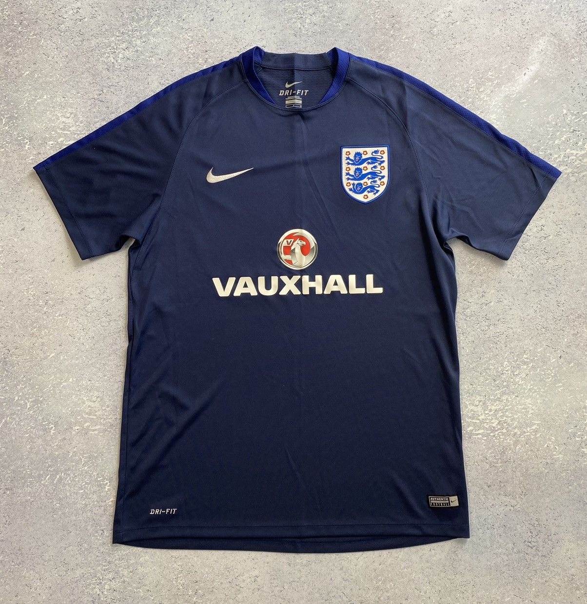 Nike ENGLAND 2016 2017 FOOTBALL SHIRT SOCCER JERSEY NIKE Size US L / EU 52-54 / 3 - 2 Thumbnail