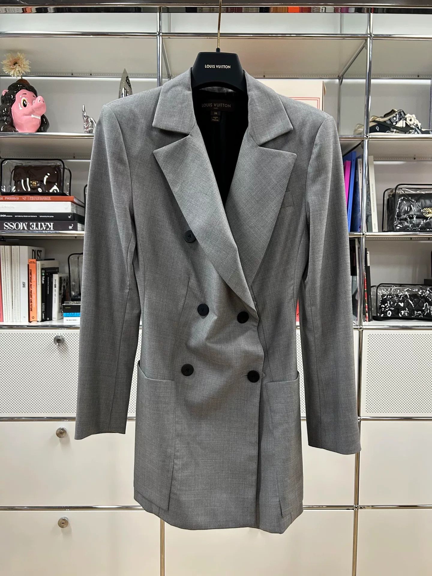 Louis Vuitton Louis Vuitton Double Breasted Wool Blazer Size XS / US 0-2 / IT 36-38 - 1 Thumbnail