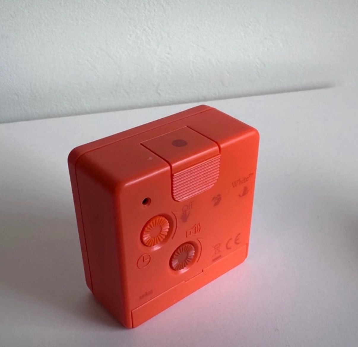 Off-White Off-White x Braun Limited Edition Analogue Alarm Clock Size ONE SIZE - 10 Thumbnail