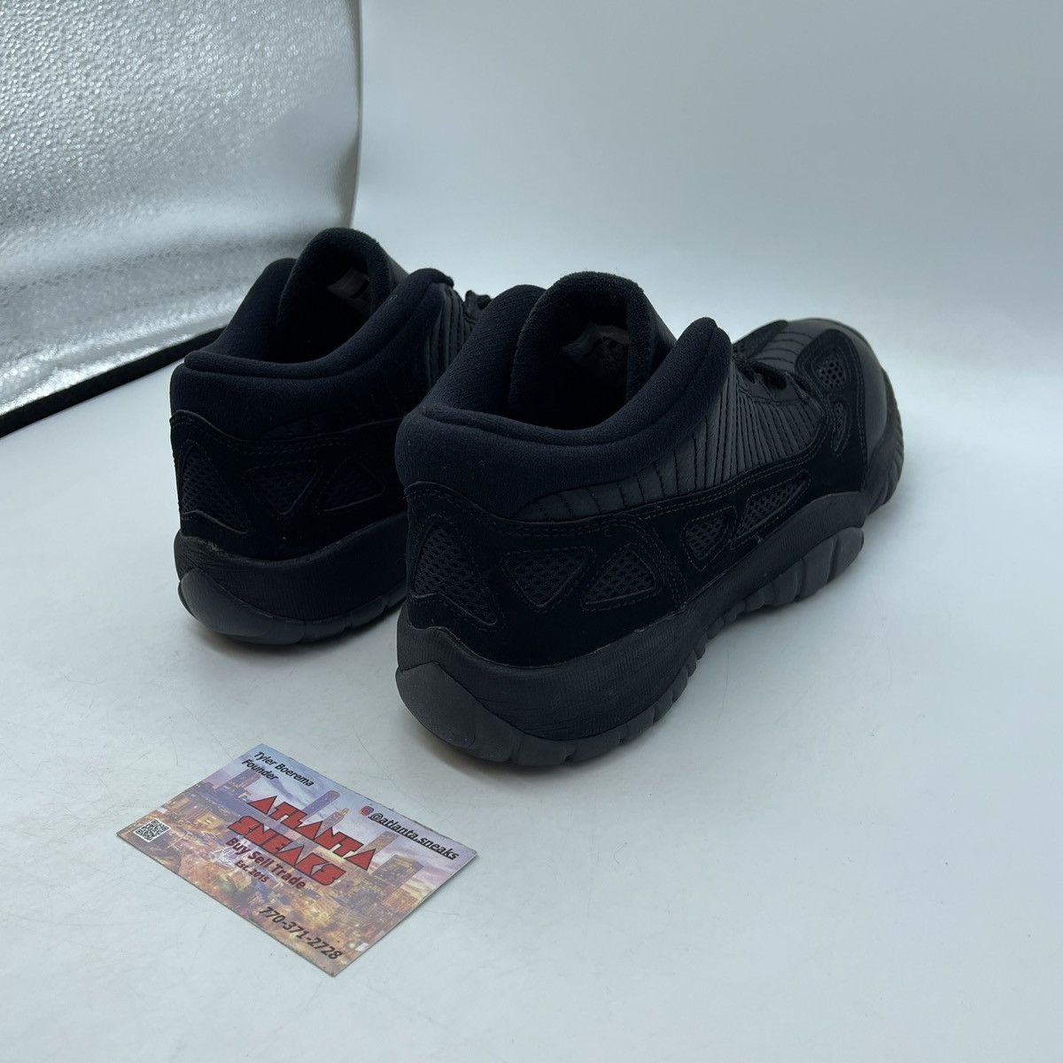 Jordan Brand Air Jordan 11 low referee Size US 6 / IT 36 - 5 Thumbnail
