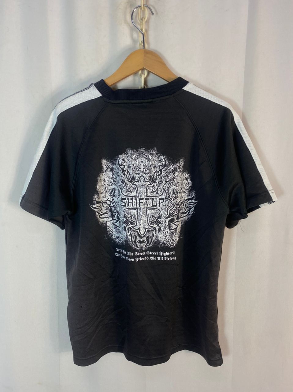 Other Shift up side tipe printed distressed tshirt Size US L / EU 52-54 / 3 - 8 Thumbnail