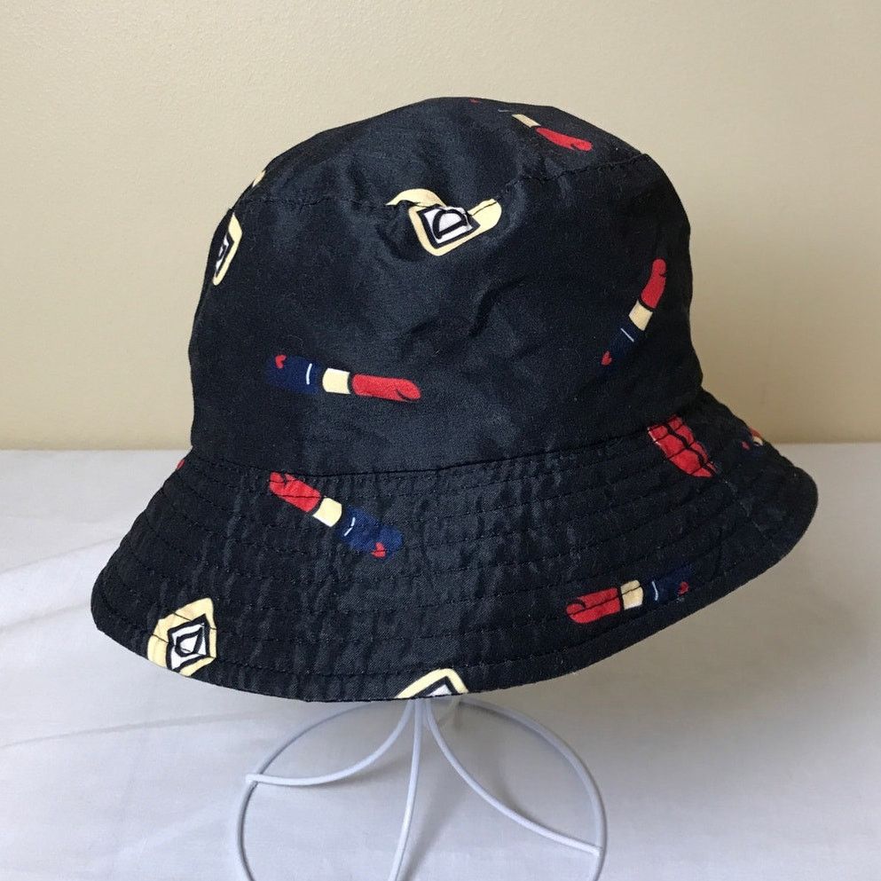 Other Black Lipstick Abstract Design Women Bucket Hat Size ONE SIZE - 1 Thumbnail