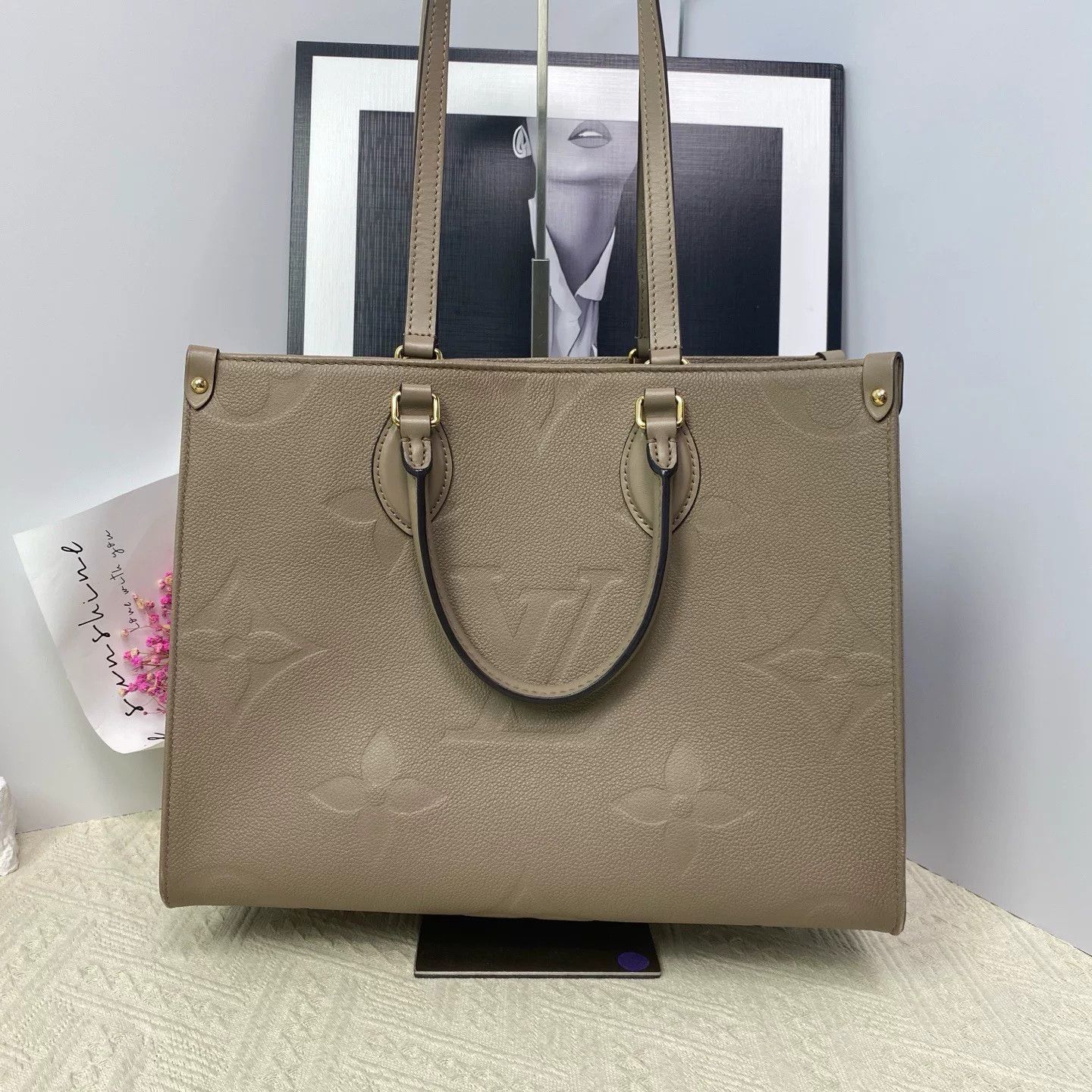 Louis Vuitton Pre-loved Bag Very good condition Size ONE SIZE - 1 Thumbnail