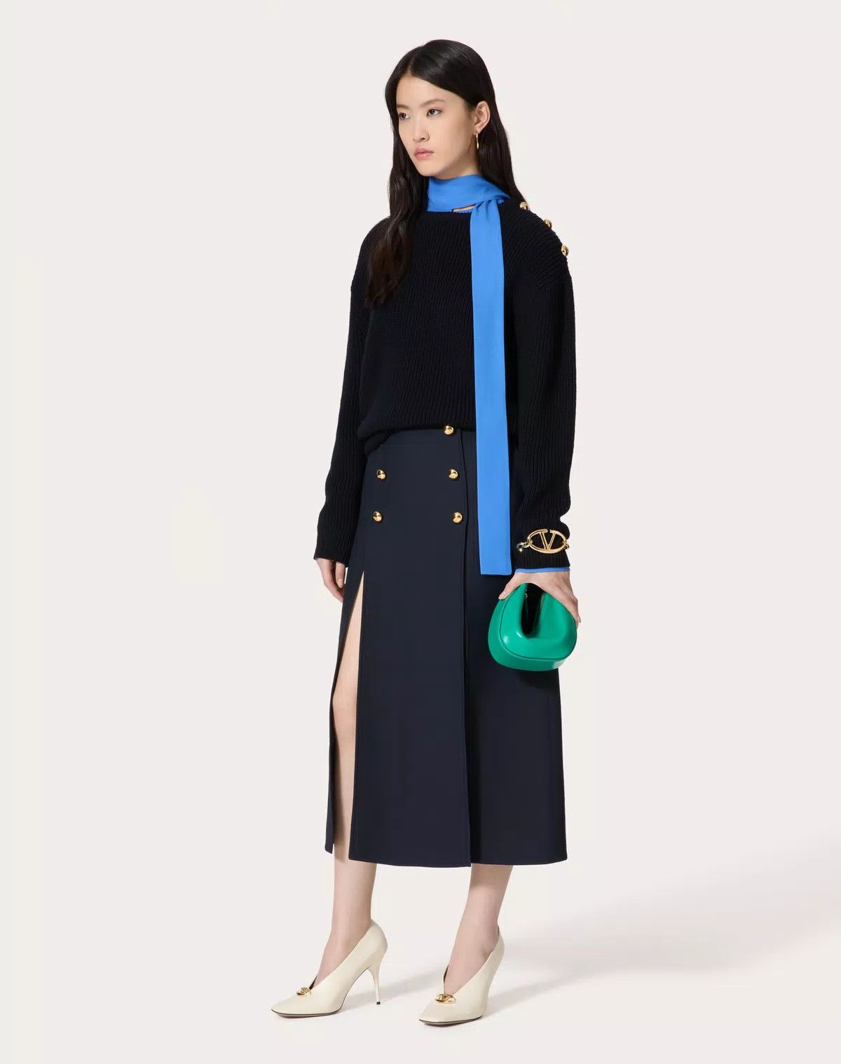 Valentino o1s1wg110426 Wool Jumper in Navy Size L / US 10 / IT 46 - 2 Thumbnail