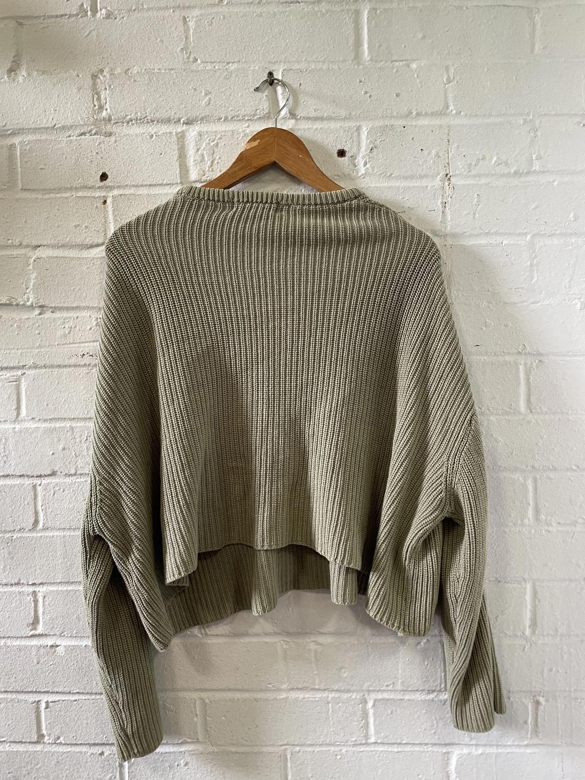 Pull & Bear Pull&Bear Olive Green Ribbed Knit Sweater Size M / US 6-8 / IT 42-44 - 2 Thumbnail