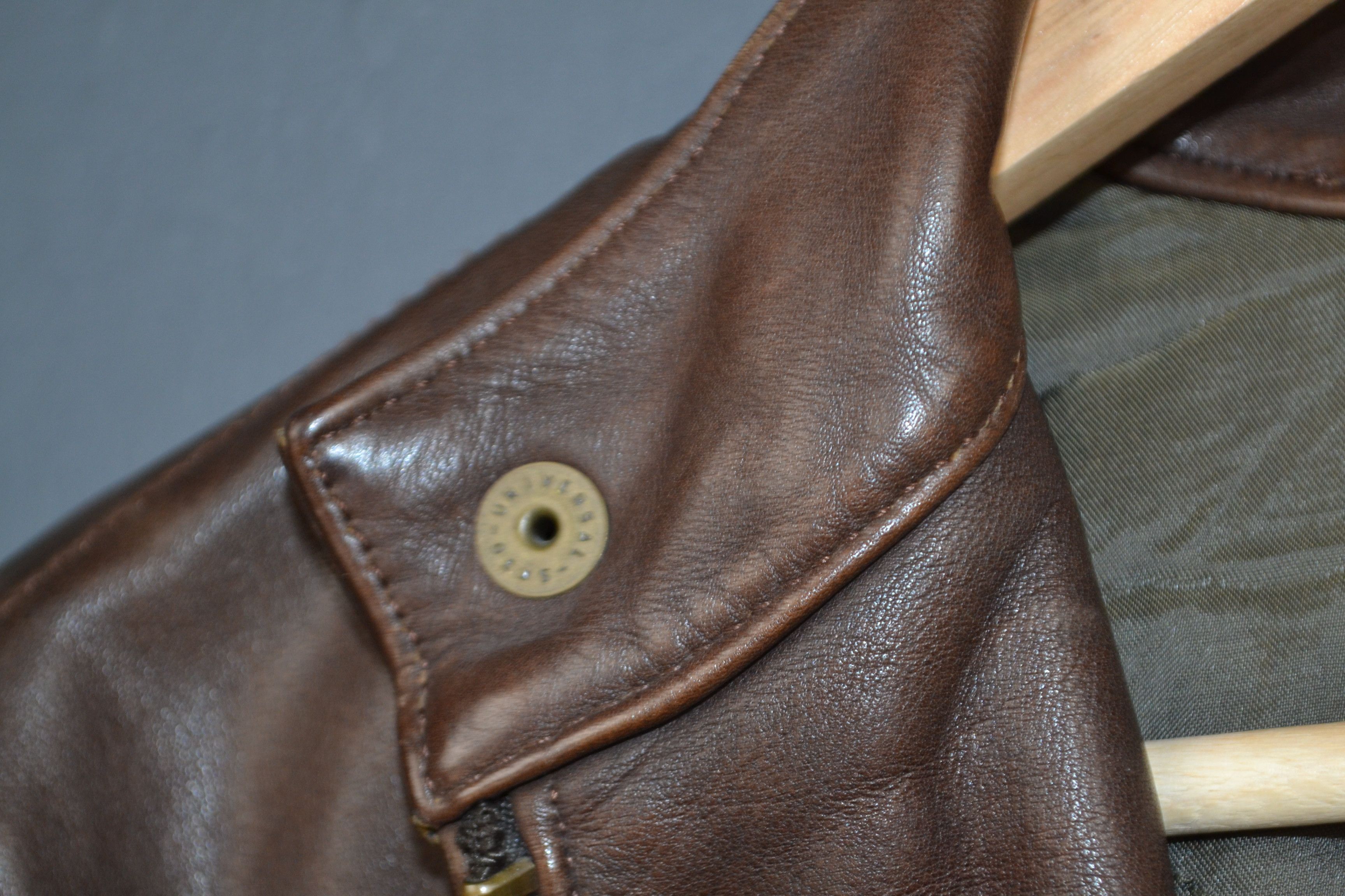 Other Ezra Fitch Cafe Racer Leather Motorcycle Jacket Size L Size US L / EU 52-54 / 3 - 14 Thumbnail