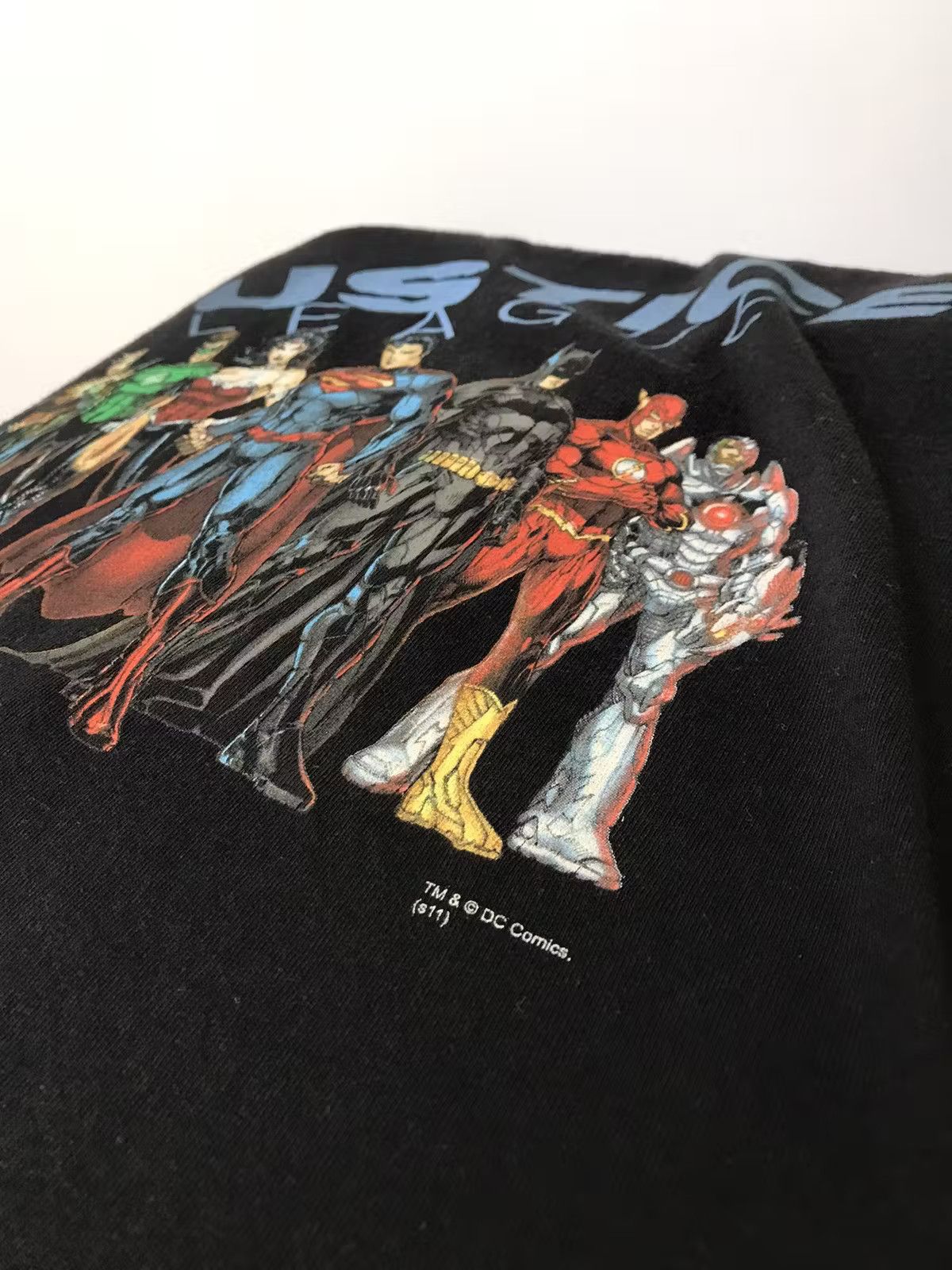 Marvel Comics × Vintage Justice League 2011 t-shirt size M Size US M / EU 48-50 / 2 - 4 Thumbnail
