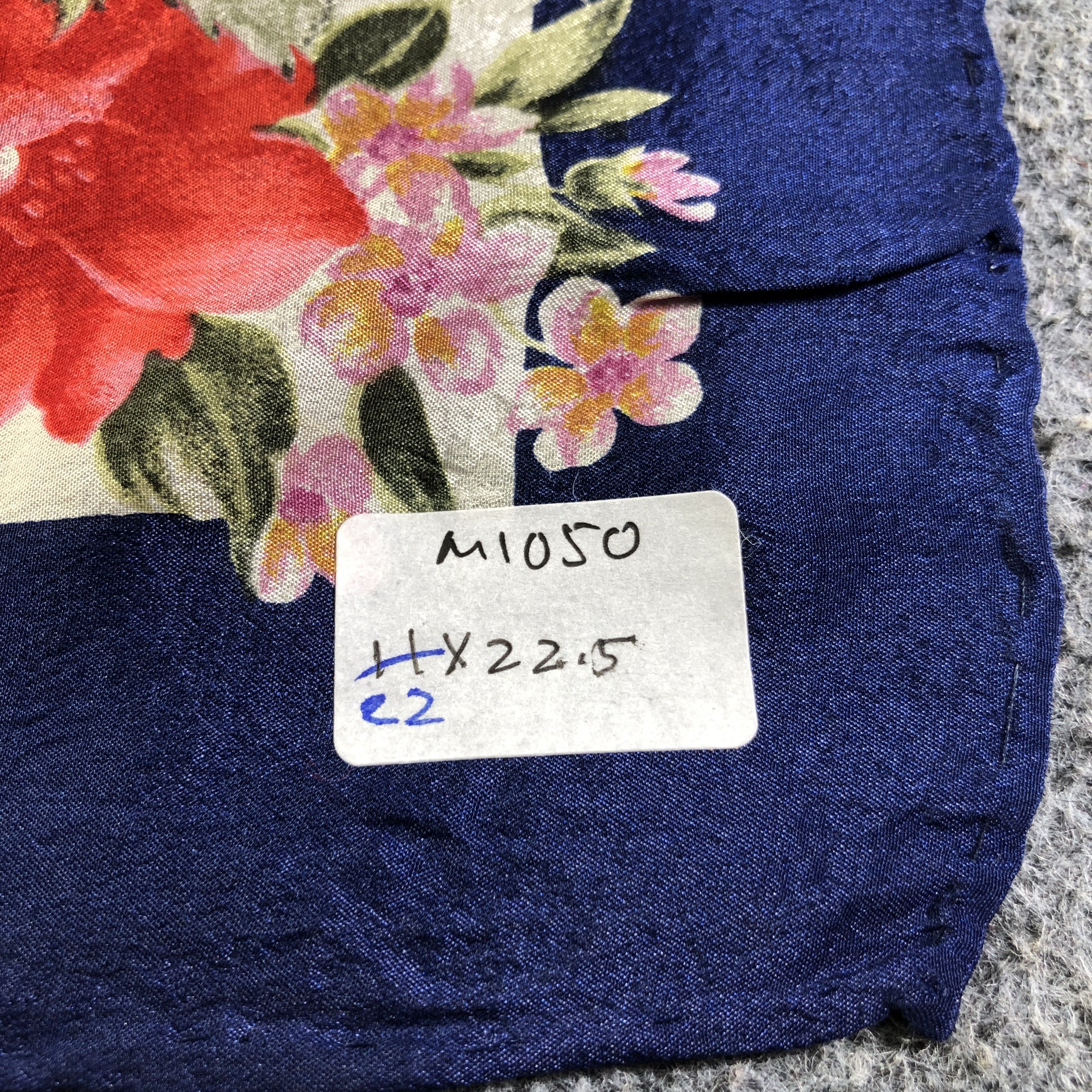 Pierre Cardin Pierre Cardin Floral Hand Rolled Silk Scarf M1050 Size ONE SIZE - 9 Thumbnail