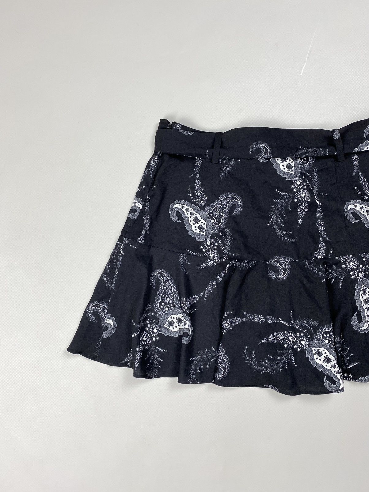 Allsaints Allsaints Frida Kashmir ladies skirt / skort size US 4 EU 36 Size 27" / US 4 / IT 40 - 12 Thumbnail