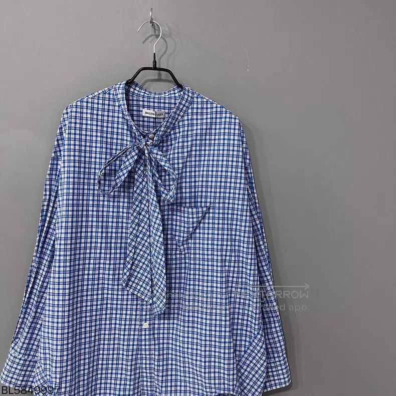 Balenciaga Balenciaga Blue and white checkered shirt with logo on bac Size XS / US 0-2 / IT 36-38 - 3 Thumbnail