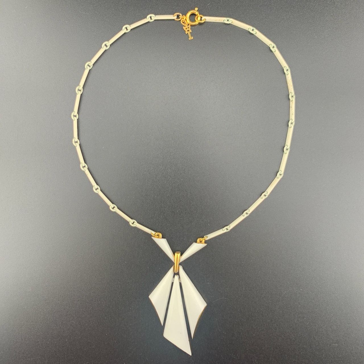 Other Trifari Vintage Gold Tone White Enamel MCM Necklace 14" Size ONE SIZE - 13 Thumbnail