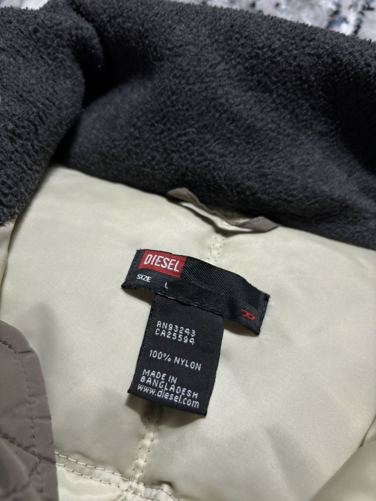 Diesel × Vintage Vintage Diesel puffer bomber jacket down vintage quality y2k Size US L / EU 52-54 / 3 - 9 Thumbnail