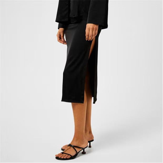 Jacquemus o1g2r1mq1024 Midi Skirt in Black Size 25" / US 0 / IT 36 - 3 Thumbnail