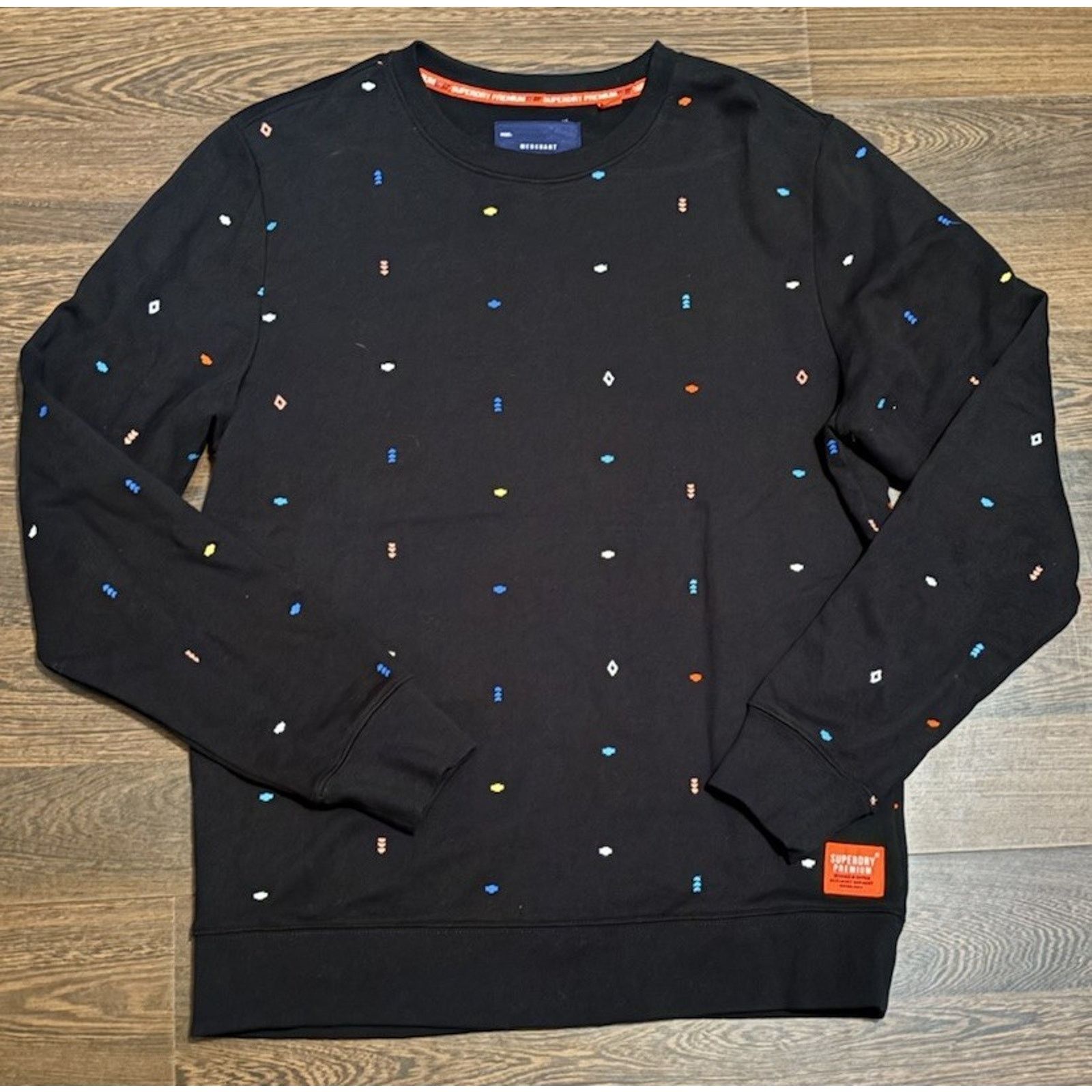 Superdry Superdry Mens All Over Embroidered Blk crew sweatshirt CrewM Size US M / EU 48-50 / 2 - 1 Thumbnail