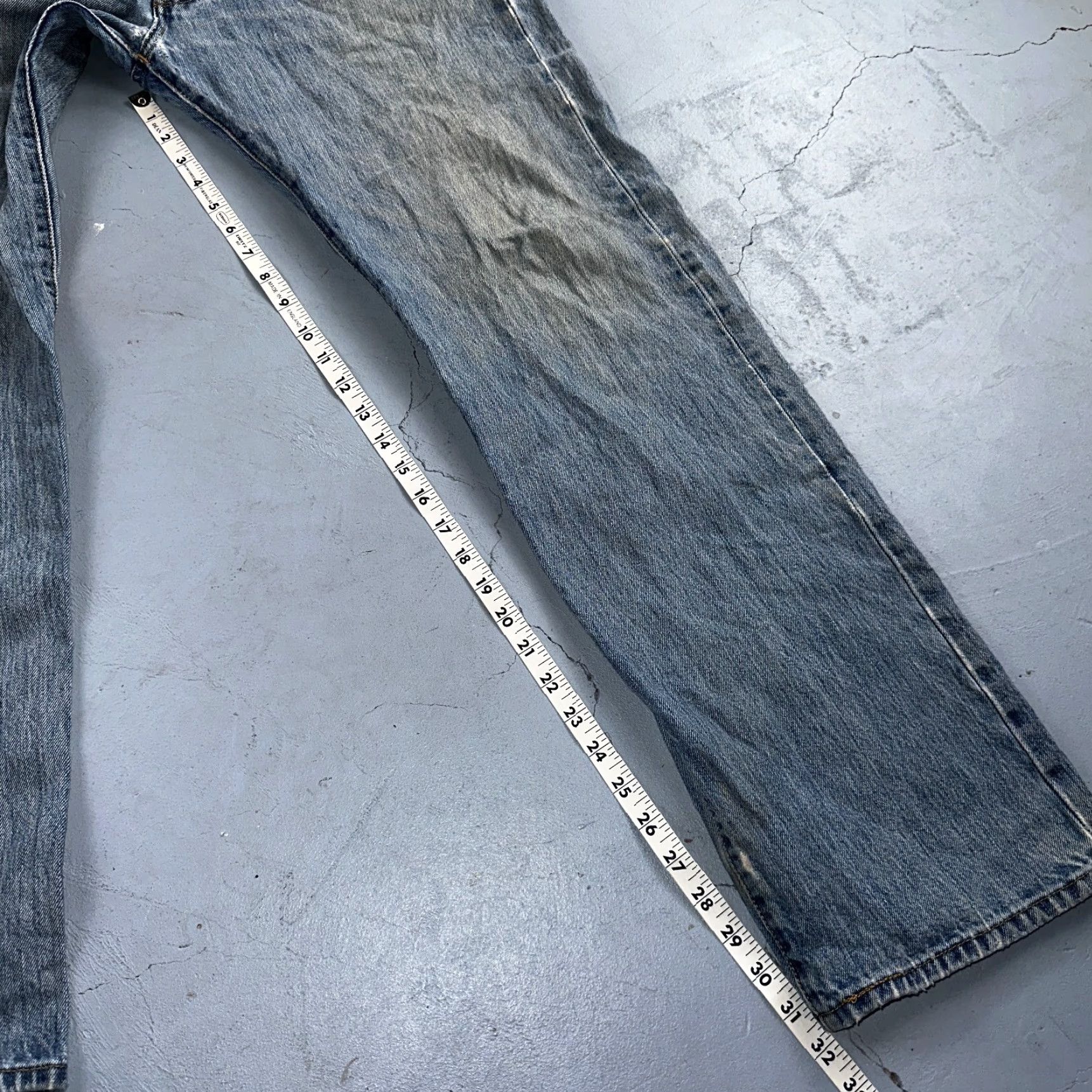 Levi's Levis 501 Jeans Vintage 90s Light Wash Blue Classic Straight Mens Denim 36x34 36x34 Regular 501 Series Shoes? Size US 36 / EU 52 - 5 Thumbnail