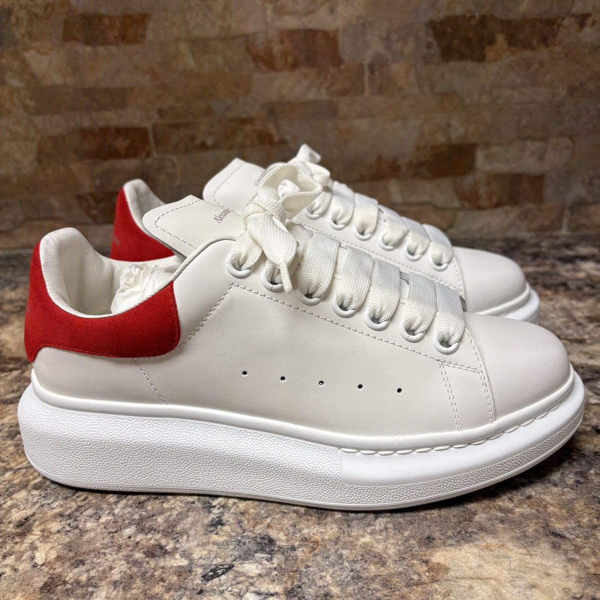 Alexander McQueen Alexander McQueen Oversized Sneakers Size 38.5 US Size Size US 6 / EU 39 - 4 Thumbnail