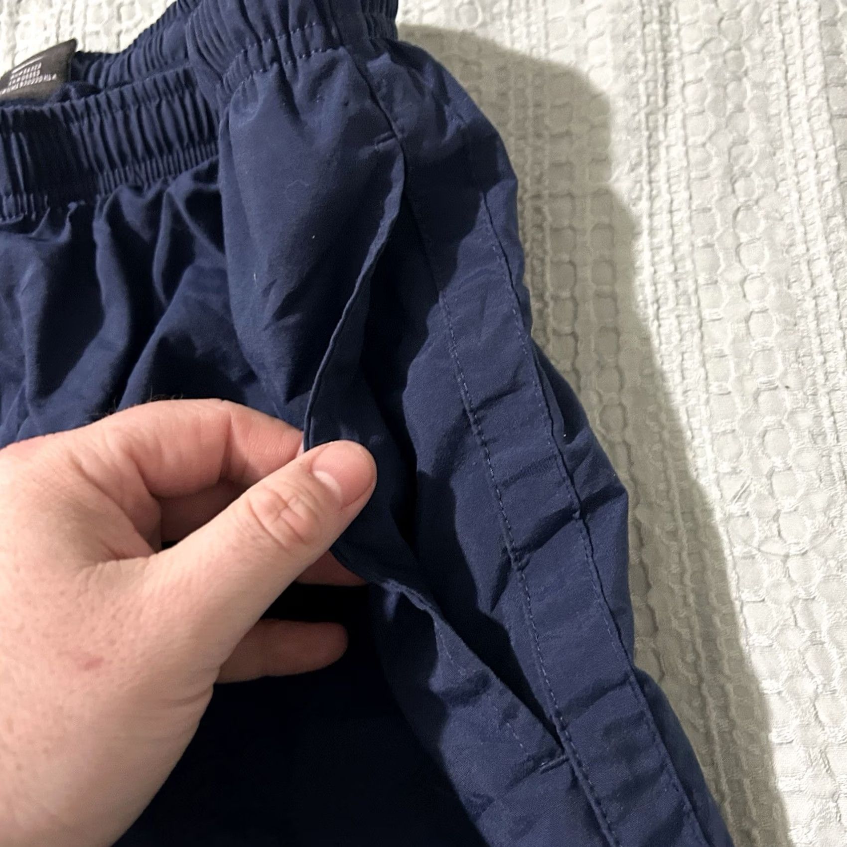 Nike VINTAGE Nike Baggy Track Pants Men L Navy Y2K Clothing Mens Size US 33 - 4 Thumbnail