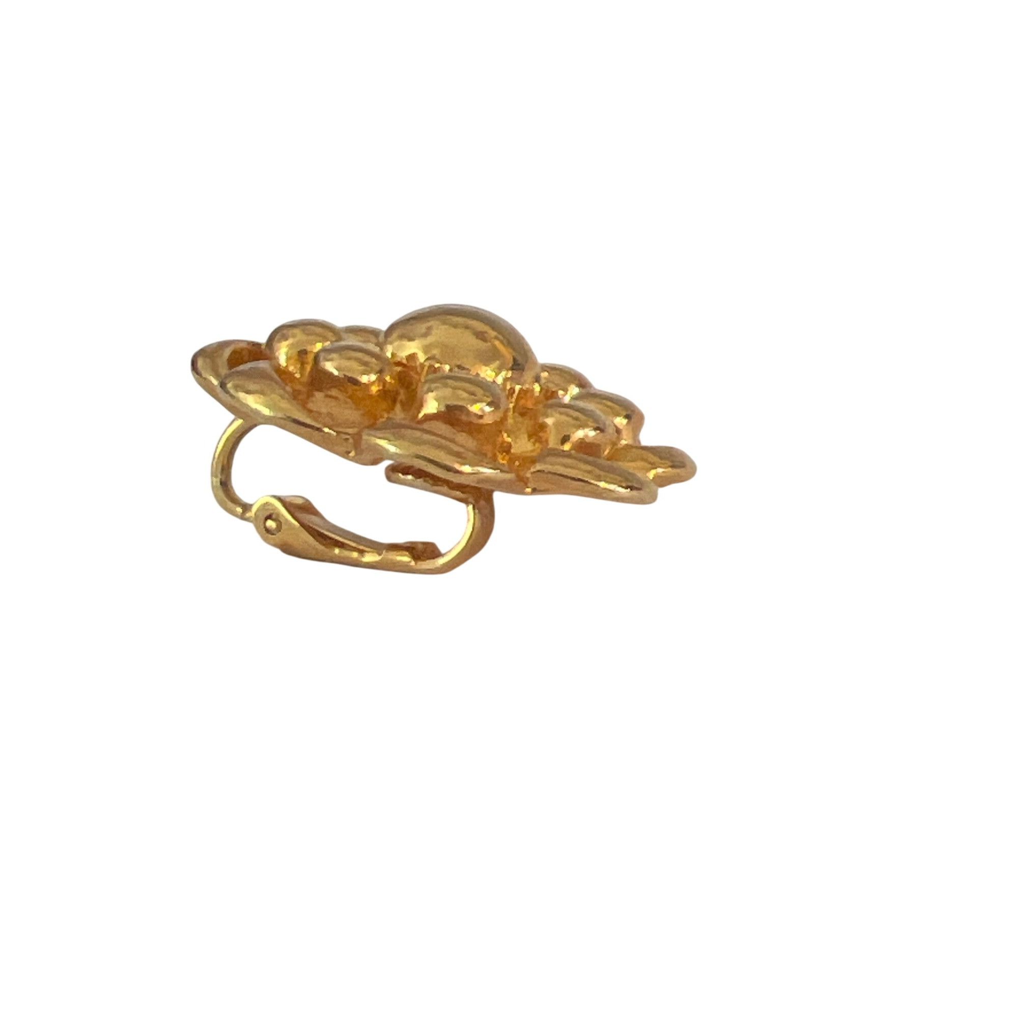 Other Vintage Sarah Coventry Gold Tone Clip On Flower Earrings Ope Size ONE SIZE - 3 Thumbnail