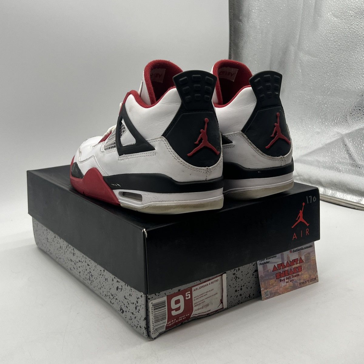 Jordan Brand Air Jordan 4 fire red Size US 9.5 / EU 42-43 - 4 Thumbnail
