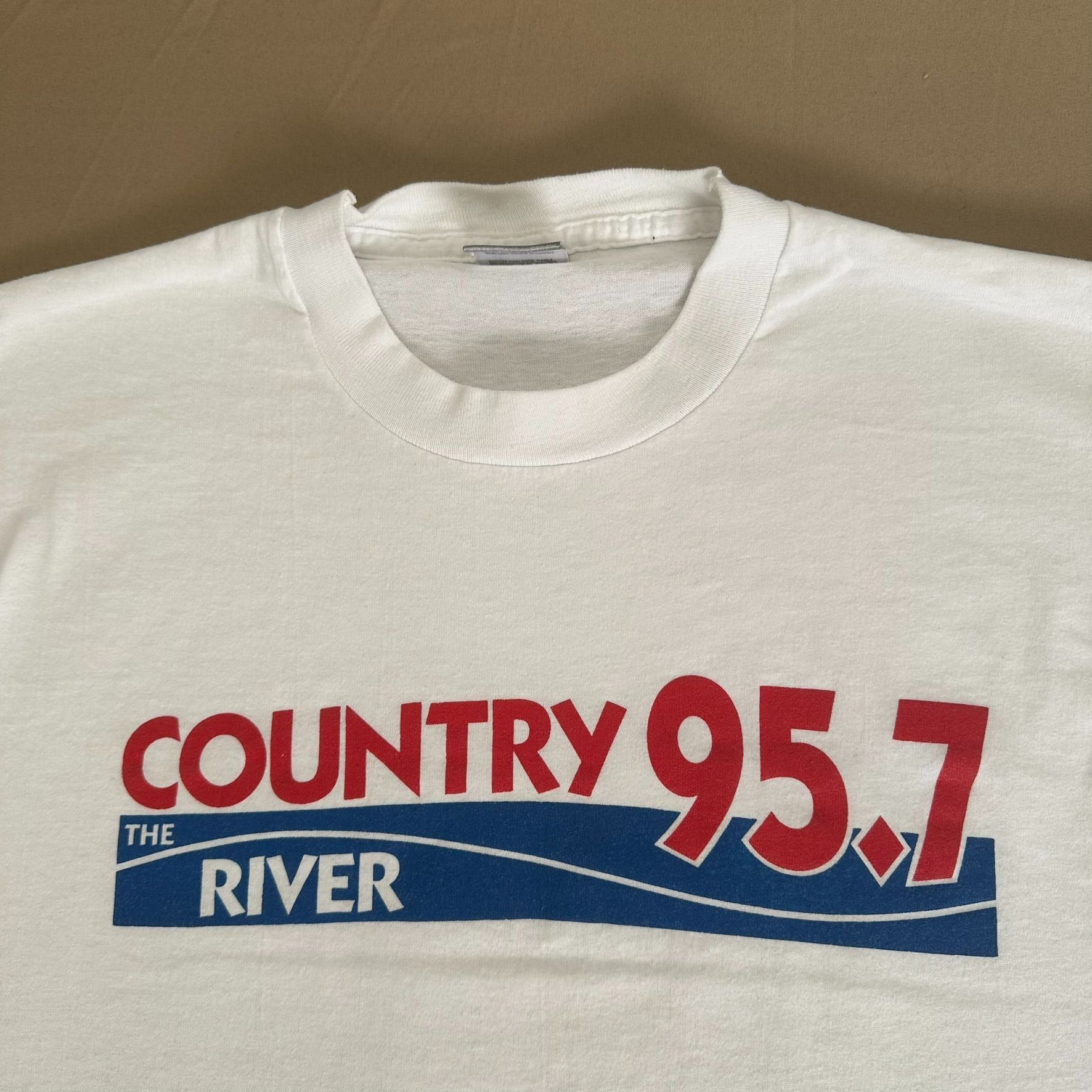 Fruit Of The Loom Vintage 90s Country Music Radio Station T-Shirt 95.7FM Singl Size US XL / EU 56 / 4 - 2 Thumbnail