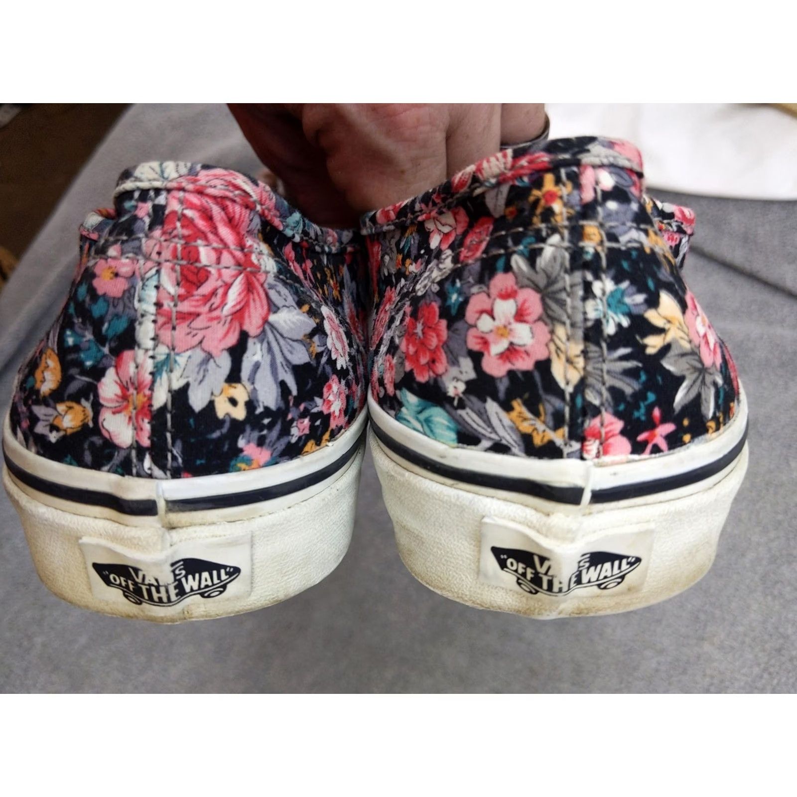 Vans Vans Shoes Mens Size 8.5 Womens 10 Black Floral Canvas Low Top Lace Up Skate Size M / US 6-8 / IT 42-44 - 3 Thumbnail