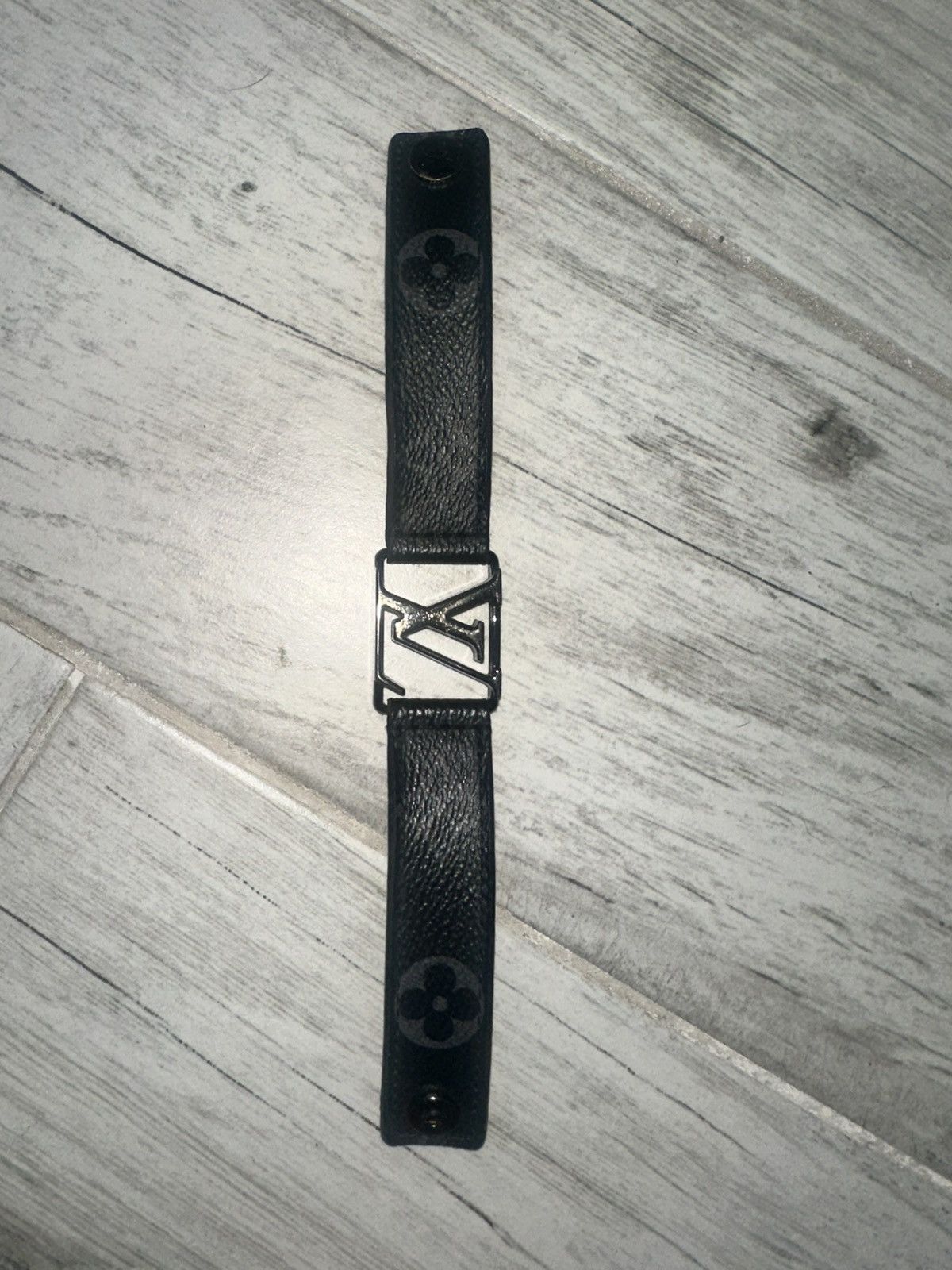 Louis Vuitton Louis Vuitton bracelet. Size ONE SIZE - 7 Thumbnail