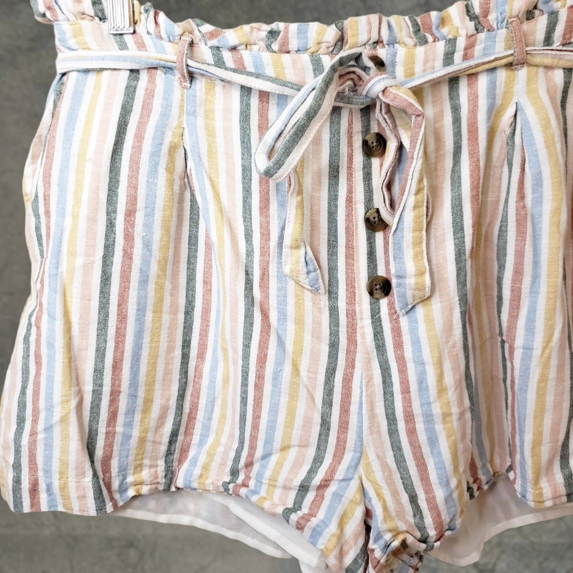 American Eagle Outfitters American Eagle Outfitters Shorts Multicolor Stripe Drawstring Elastic Waist XL Women Size 24" / US 00 / IT 34 - 1 Thumbnail