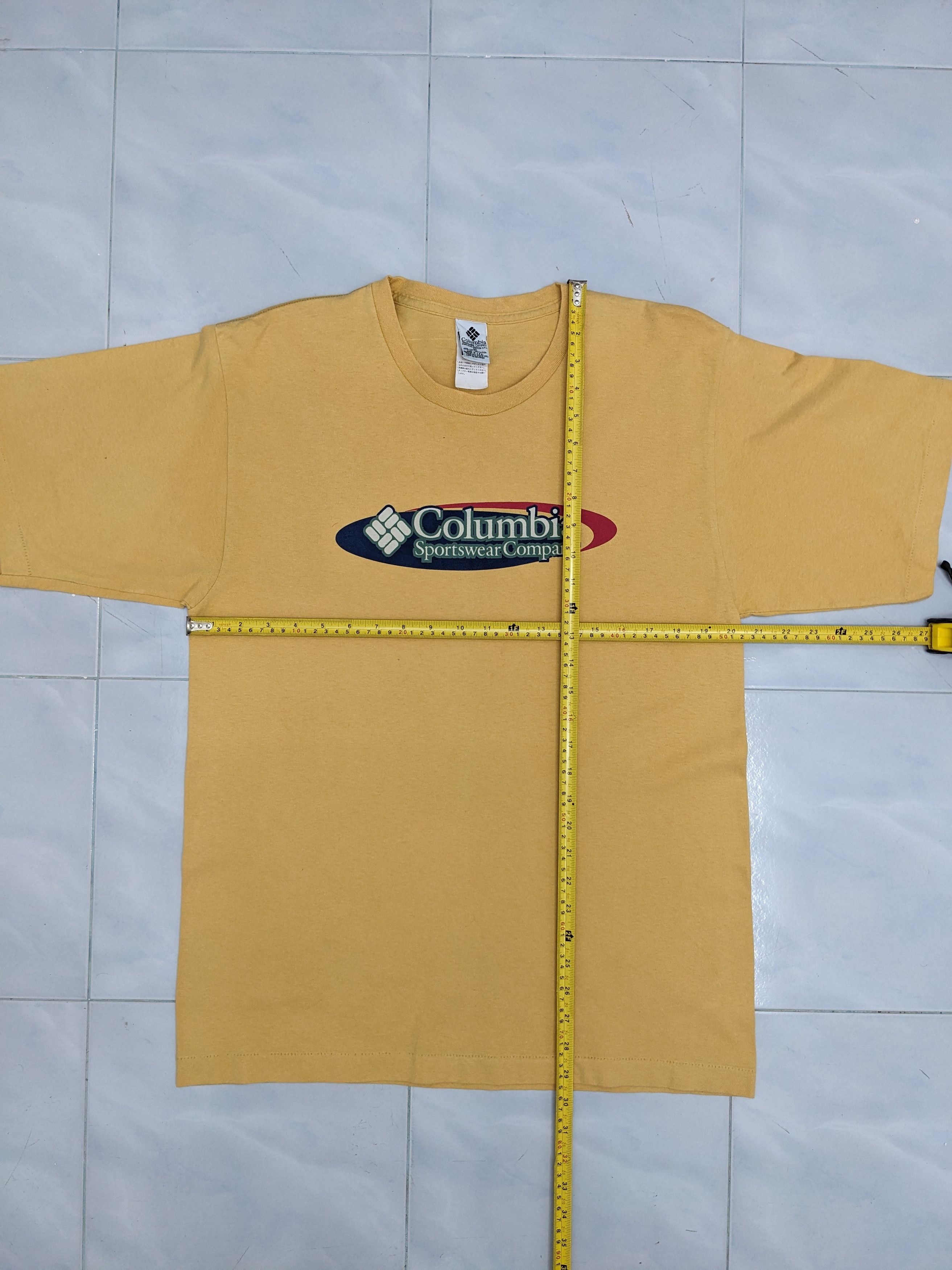 Columbia VINTAGE COLUMBIA MADE IN USA TSHIRT Size US M / EU 48-50 / 2 - 5 Thumbnail