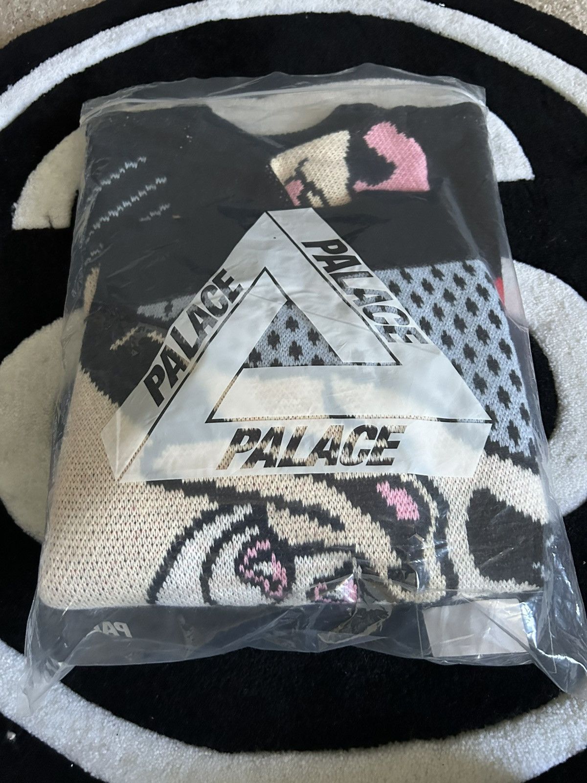 Palace Palace Rear View Knit Size US M / EU 48-50 / 2 - 6 Thumbnail
