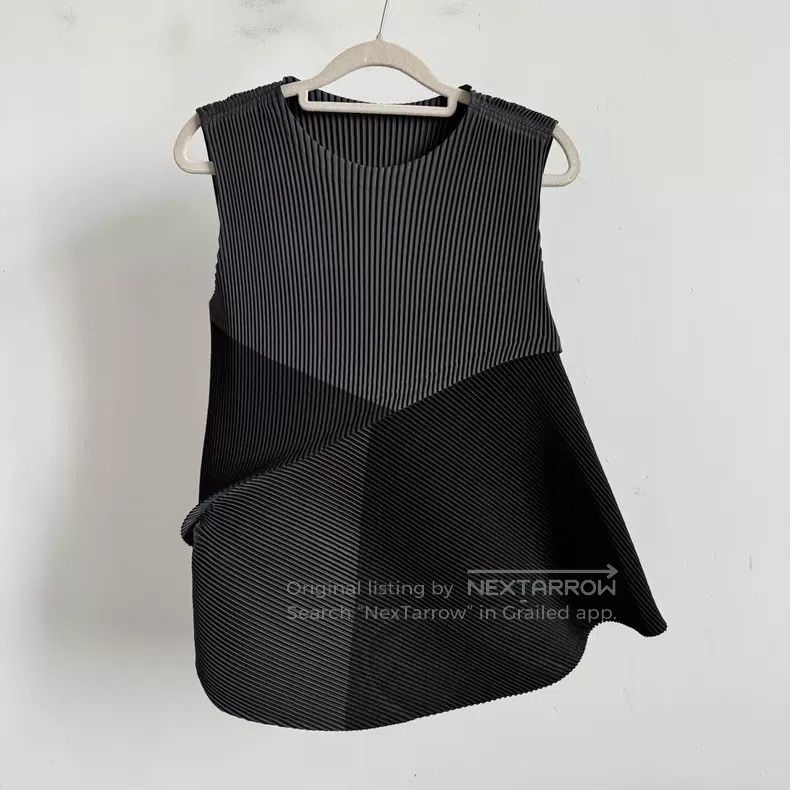Issey Miyake Issey Miyake Color-Blocked Vest Size M / US 6-8 / IT 42-44 - 1 Thumbnail