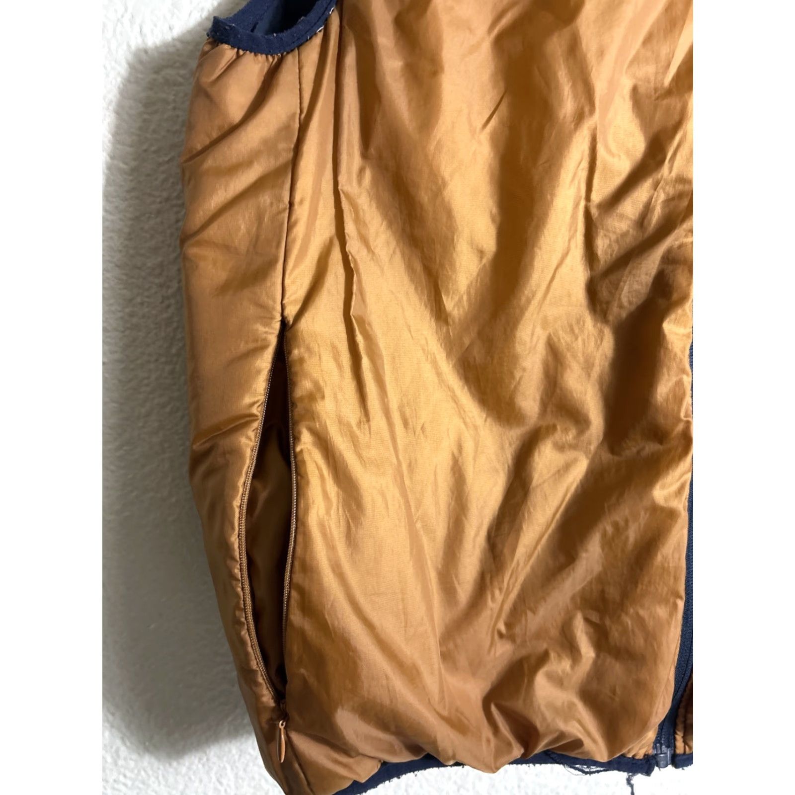 Vintage CPO Provisions Women’s Large Reversible Puffer Vest Blue Tan Polyester Vest Womens L Reversible Puffer Coat Style Size L / US 10 / IT 46 - 6 Thumbnail