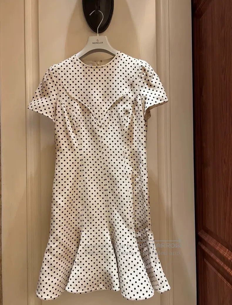 Valentino Valentino Polka dot dress Size S / US 4 / IT 40 - 1 Thumbnail