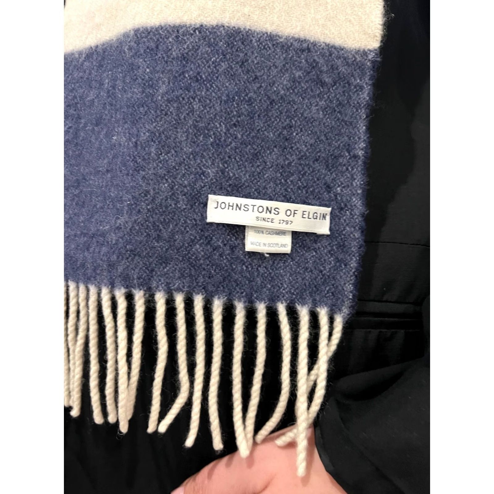 Johnstons Of Elgin Johnstons of Elgin Scarf 100% Cashmere Blue Ivory Stripe Vintage Unisex Pattern: Striped Size ONE SIZE - 3 Thumbnail
